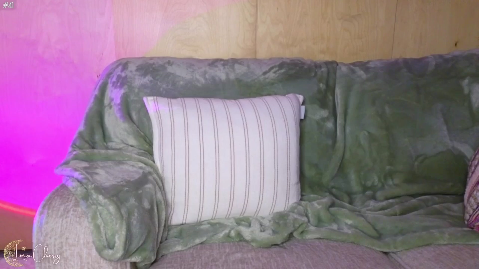 Gallery image thumbnail from LunaCherry's myfreecams stream on, 06/11/2024, 09:46 image 8 of 20