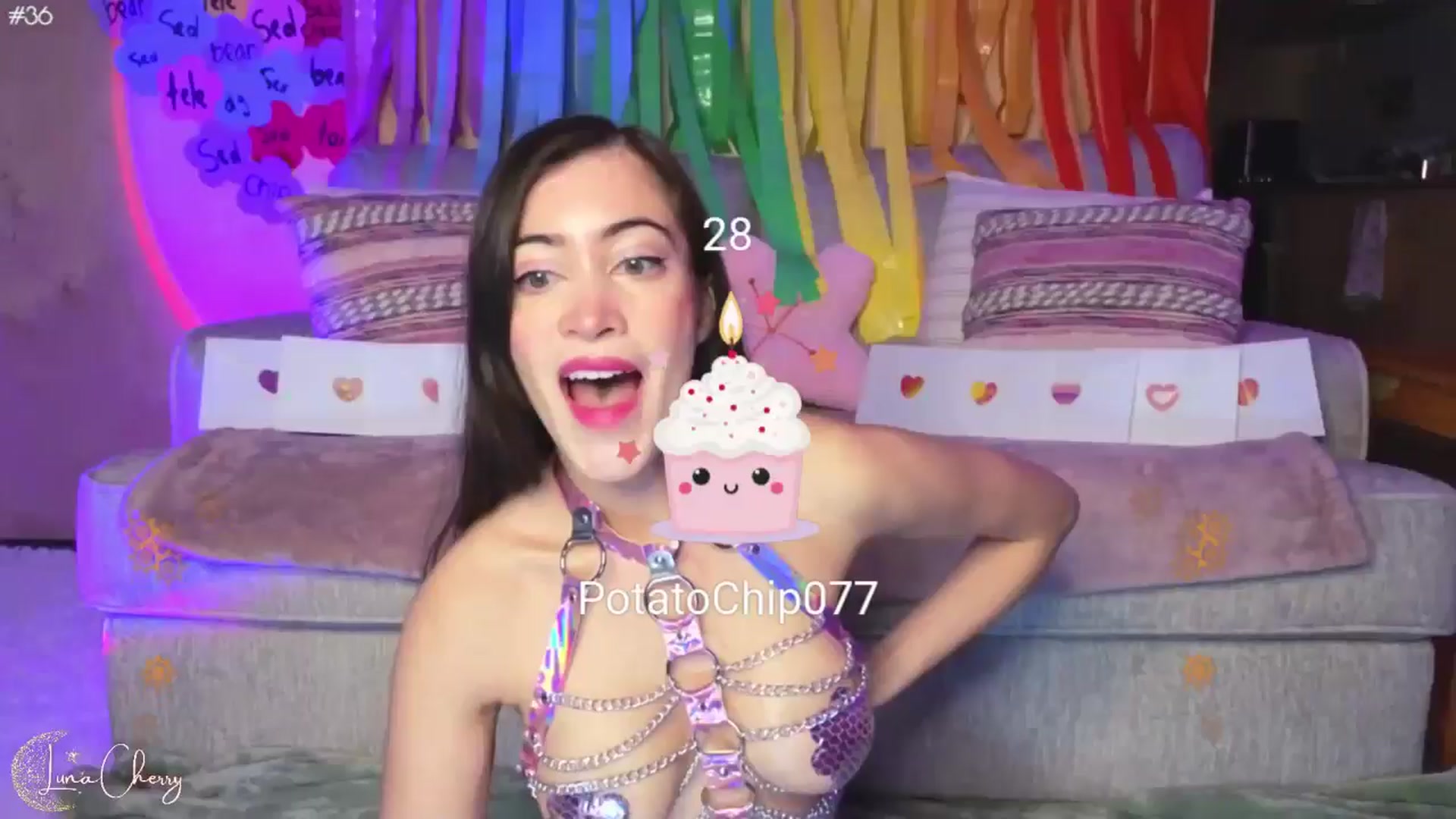 Gallery image thumbnail from LunaCherry's myfreecams stream on, 07/01/2024, 05:07 image 1 of 20