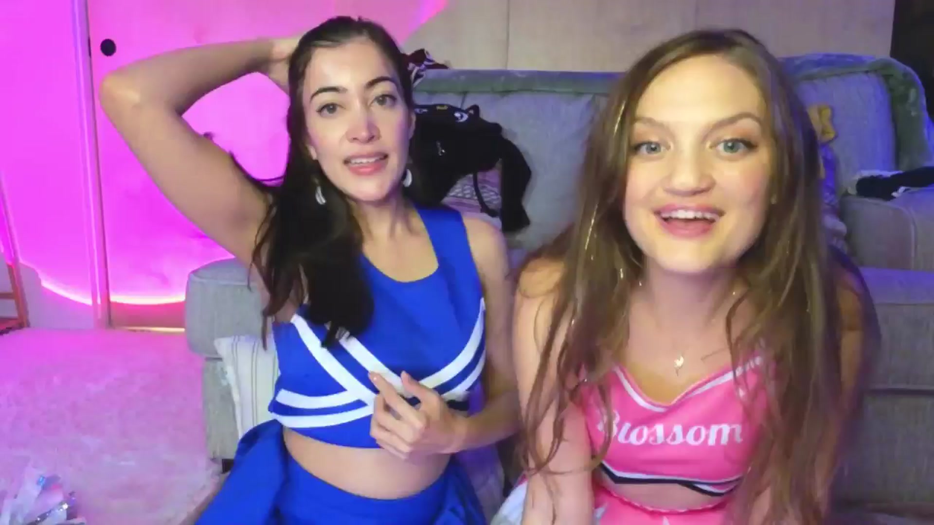 Gallery image thumbnail from LunaCherry's myfreecams stream on, 08/16/2024, 05:28 image 5 of 20