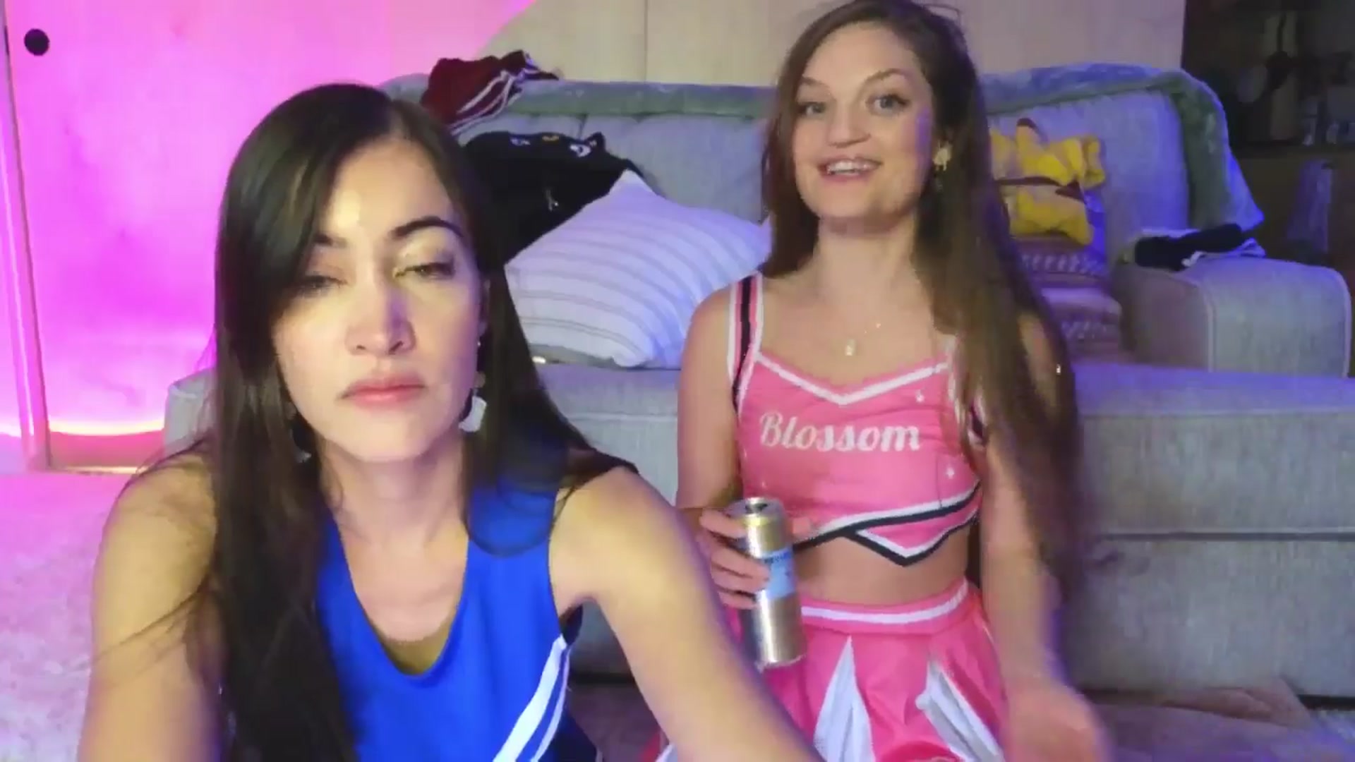 Gallery image thumbnail from LunaCherry's myfreecams stream on, 08/16/2024, 05:28 image 20 of 20