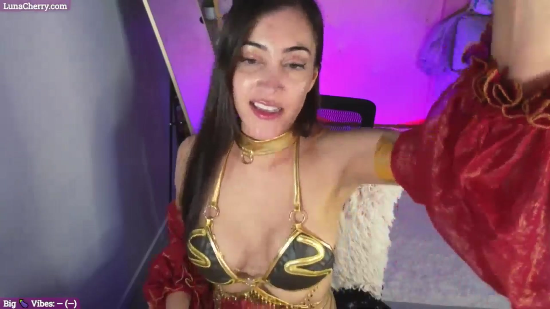Gallery image thumbnail from LunaCherry's myfreecams stream on, 09/12/2024, 05:03 image 10 of 20