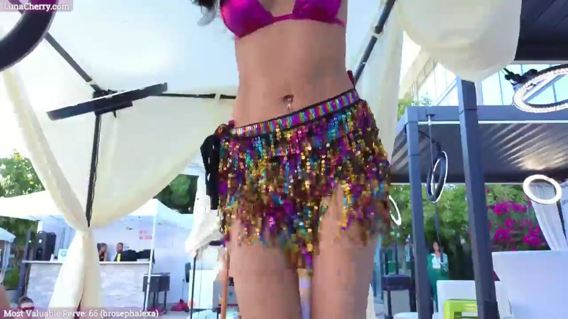 Gallery image thumbnail from LunaCherry's myfreecams stream on, 09/25/2024, 24:31 image 2 of 20