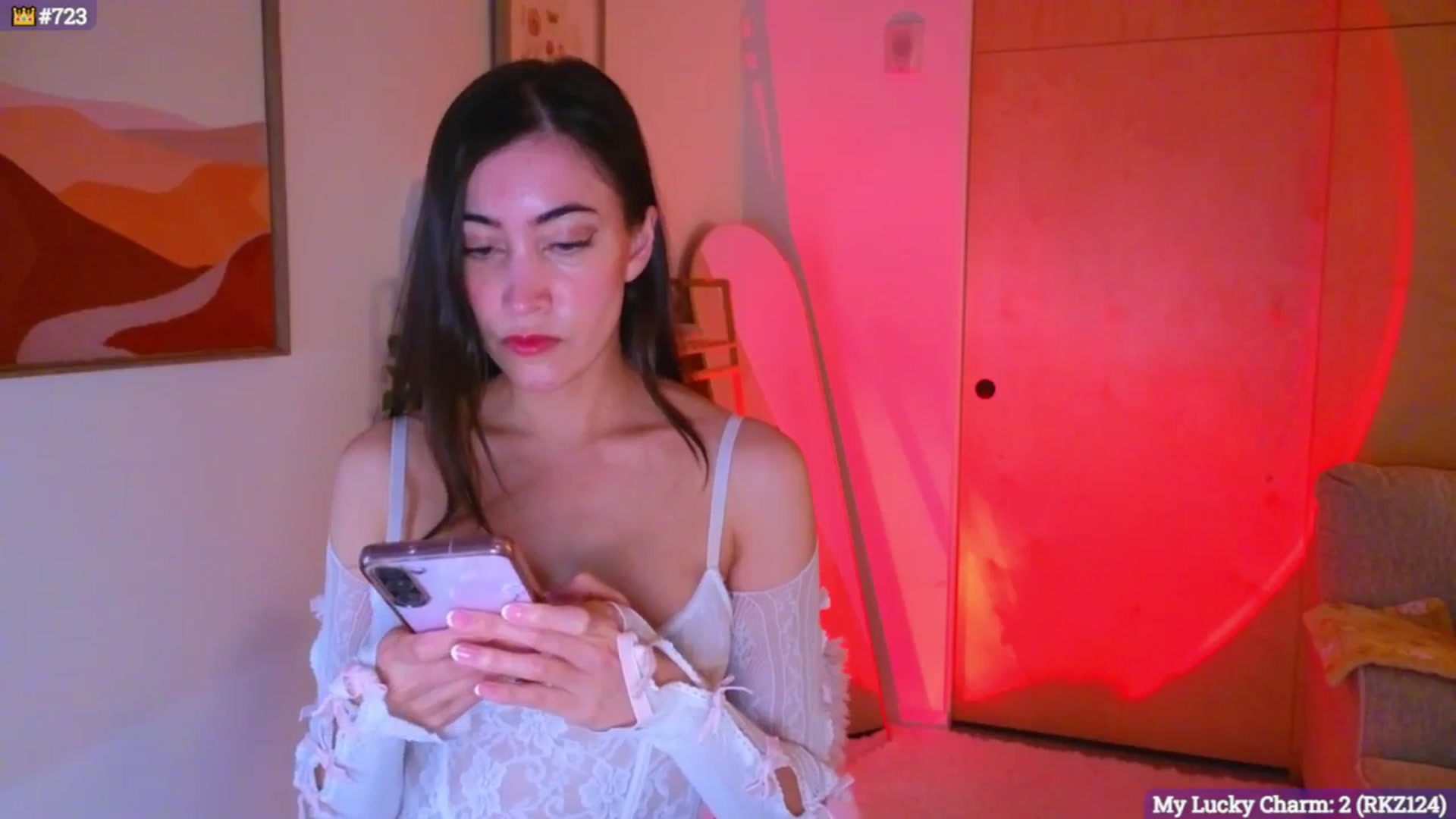 Gallery image thumbnail from LunaCherry's myfreecams stream on, 03/06/2025, 05:33 image 16 of 20