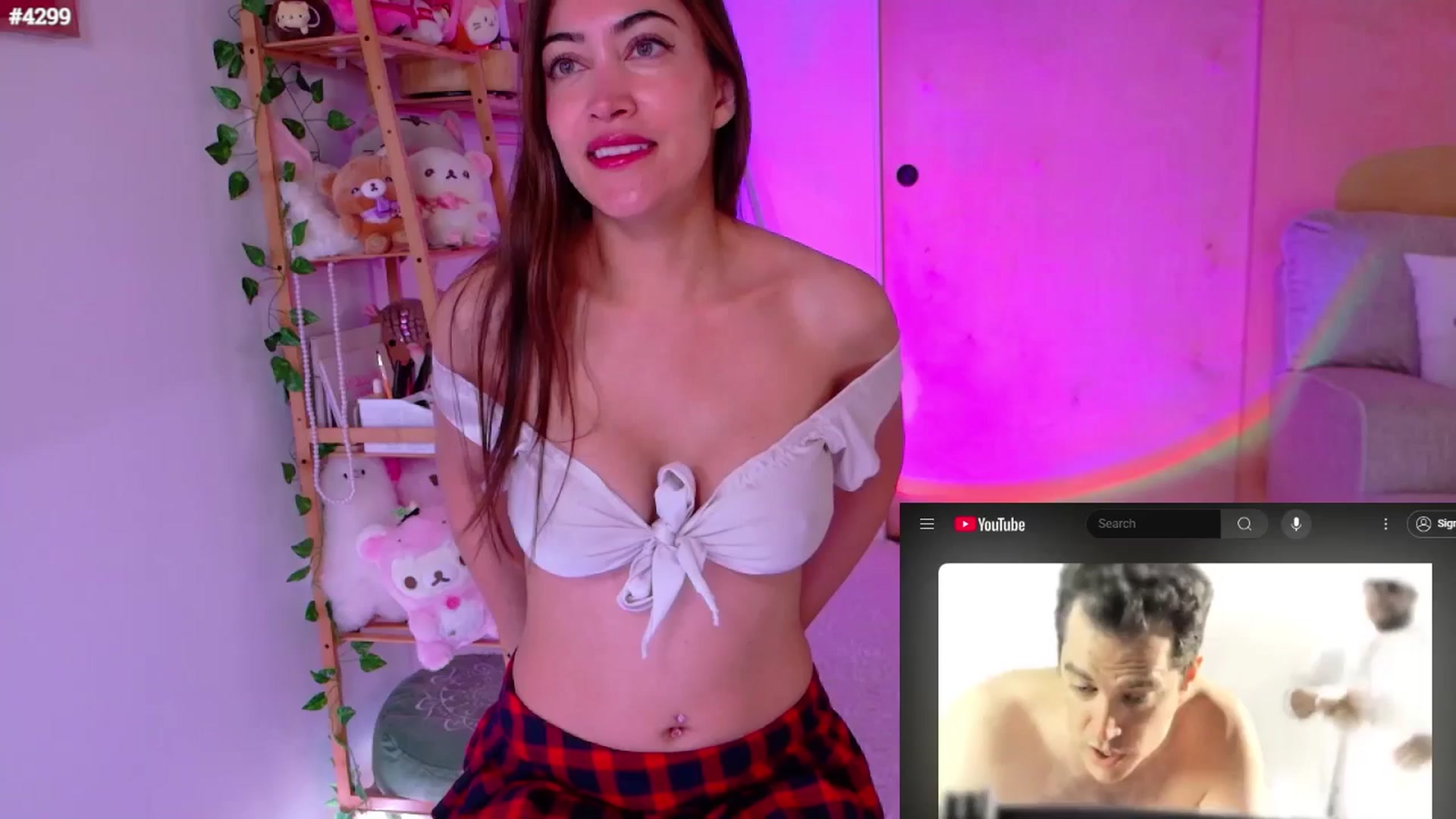 Gallery image thumbnail from LunaCherry's myfreecams stream on, 07/25/2025, 06:04 image 1 of 20
