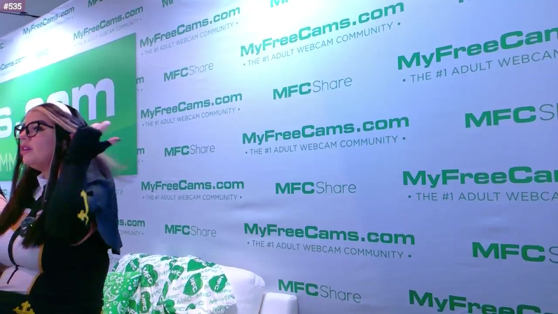 Gallery image thumbnail from LunaCherry's myfreecams stream on, 01/24/2026, 02:31 image 2 of 20