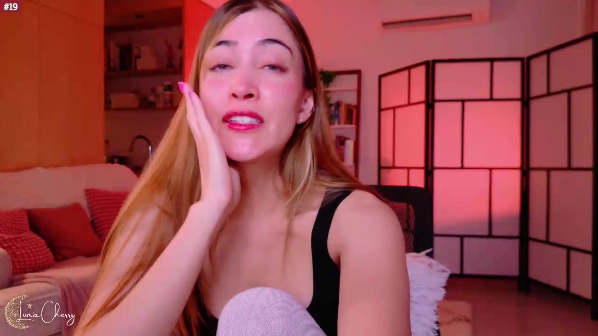 Gallery image thumbnail from LunaCherry's myfreecams stream on, 06/02/2026, 05:11 image 14 of 20