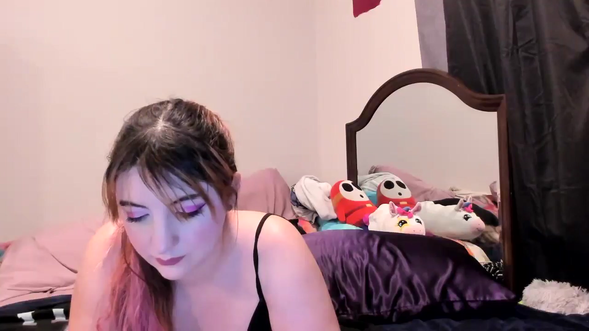 Gallery image thumbnail from LunaFlowers's myfreecams stream on, 01/02/2025, 09:10 image 8 of 20