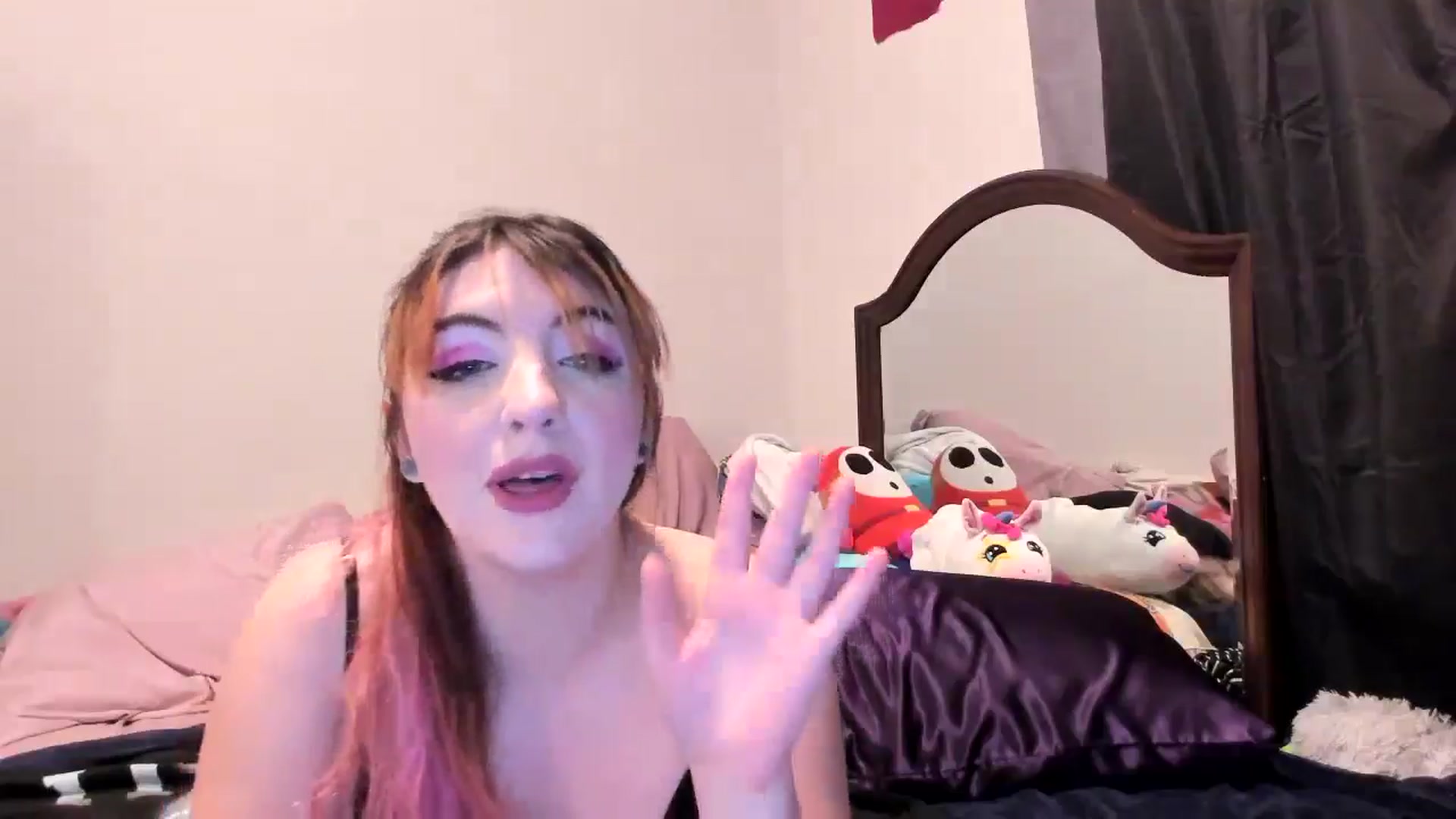 Gallery image thumbnail from LunaFlowers's myfreecams stream on, 01/02/2025, 09:10 image 11 of 20