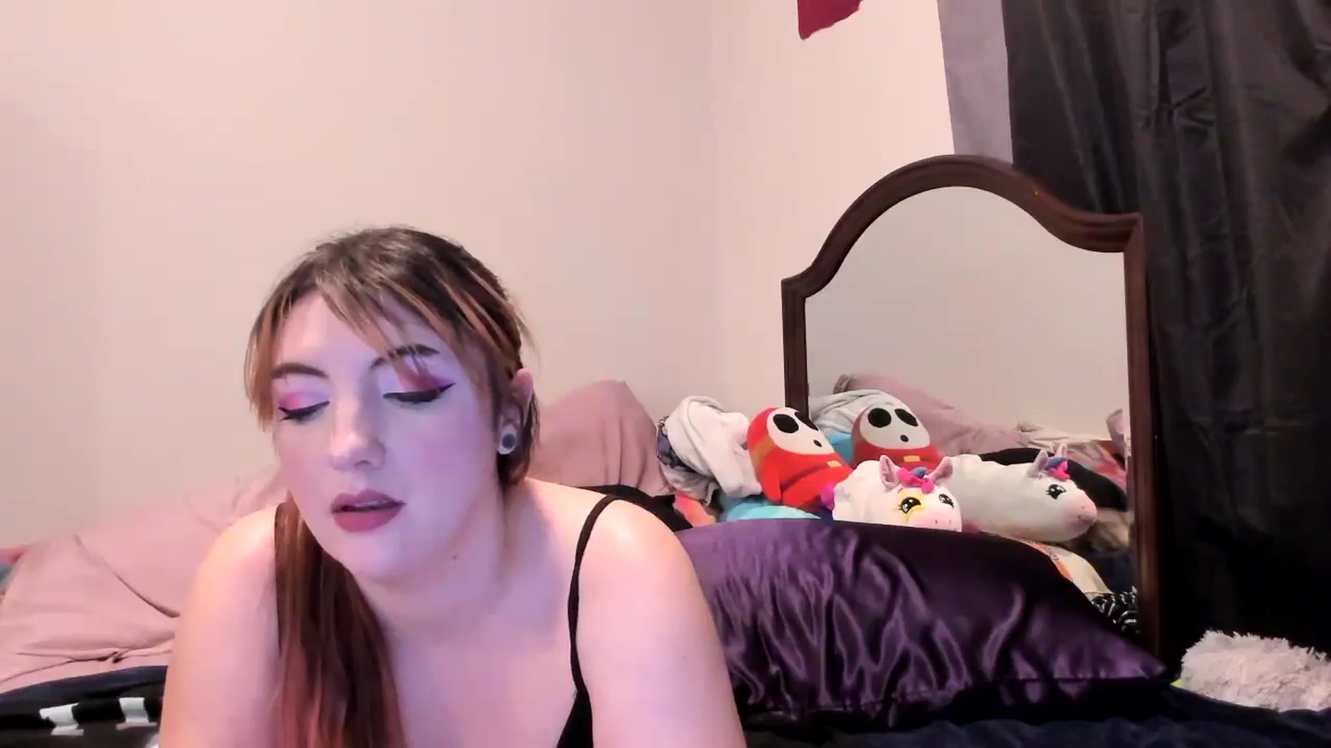 Gallery image thumbnail from LunaFlowers's myfreecams stream on, 01/02/2025, 09:10 image 19 of 20