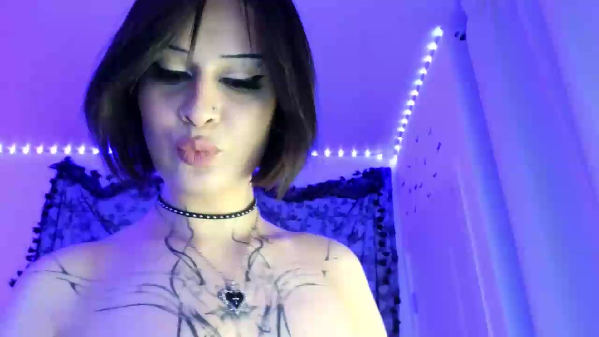 Gallery image thumbnail from LunaGothGirl's myfreecams stream on, 06/20/2026, 10:41 image 1 of 20