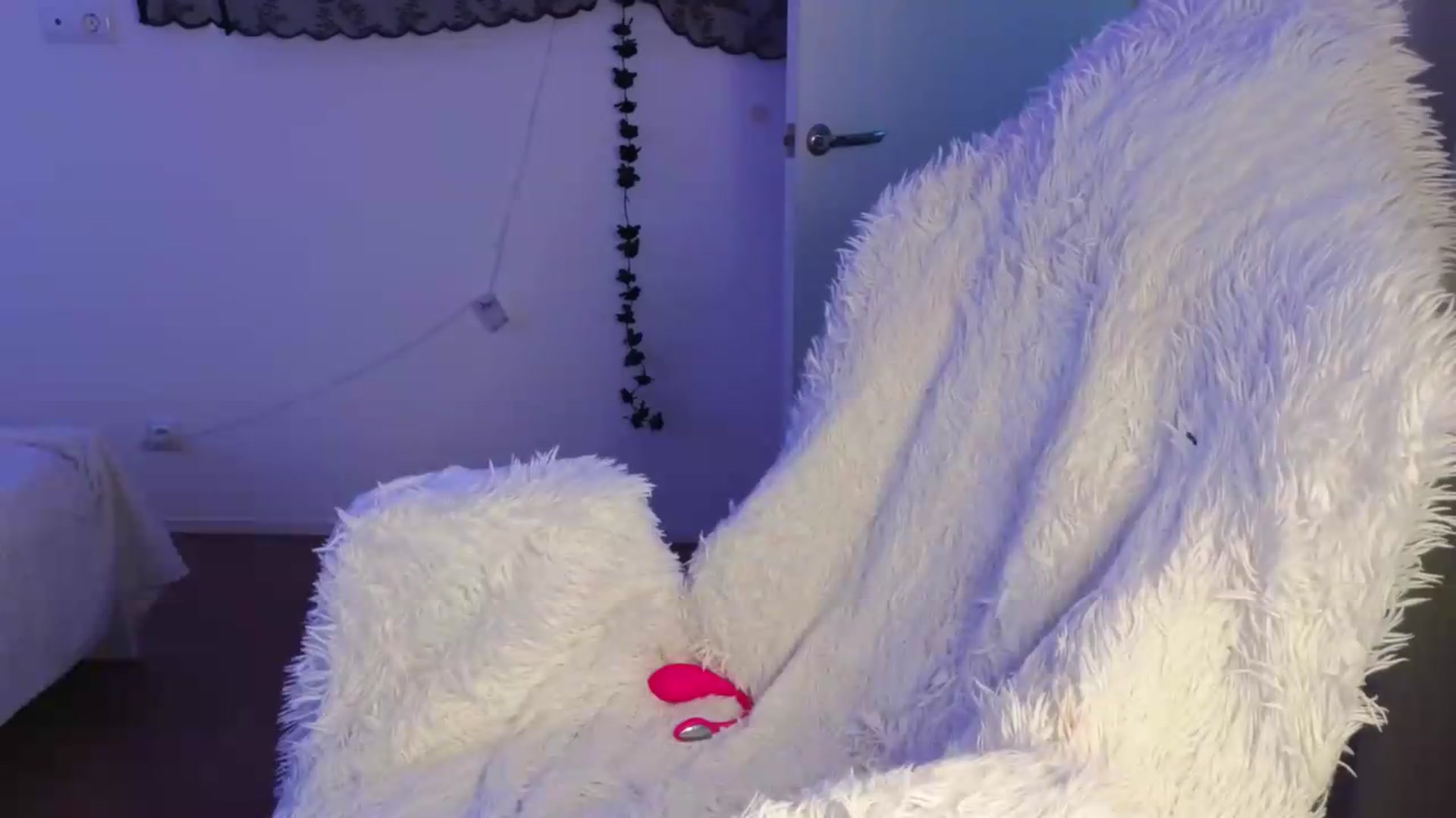 Gallery image thumbnail from LunaGothGirl's myfreecams stream on, 06/28/2026, 10:04 image 2 of 20