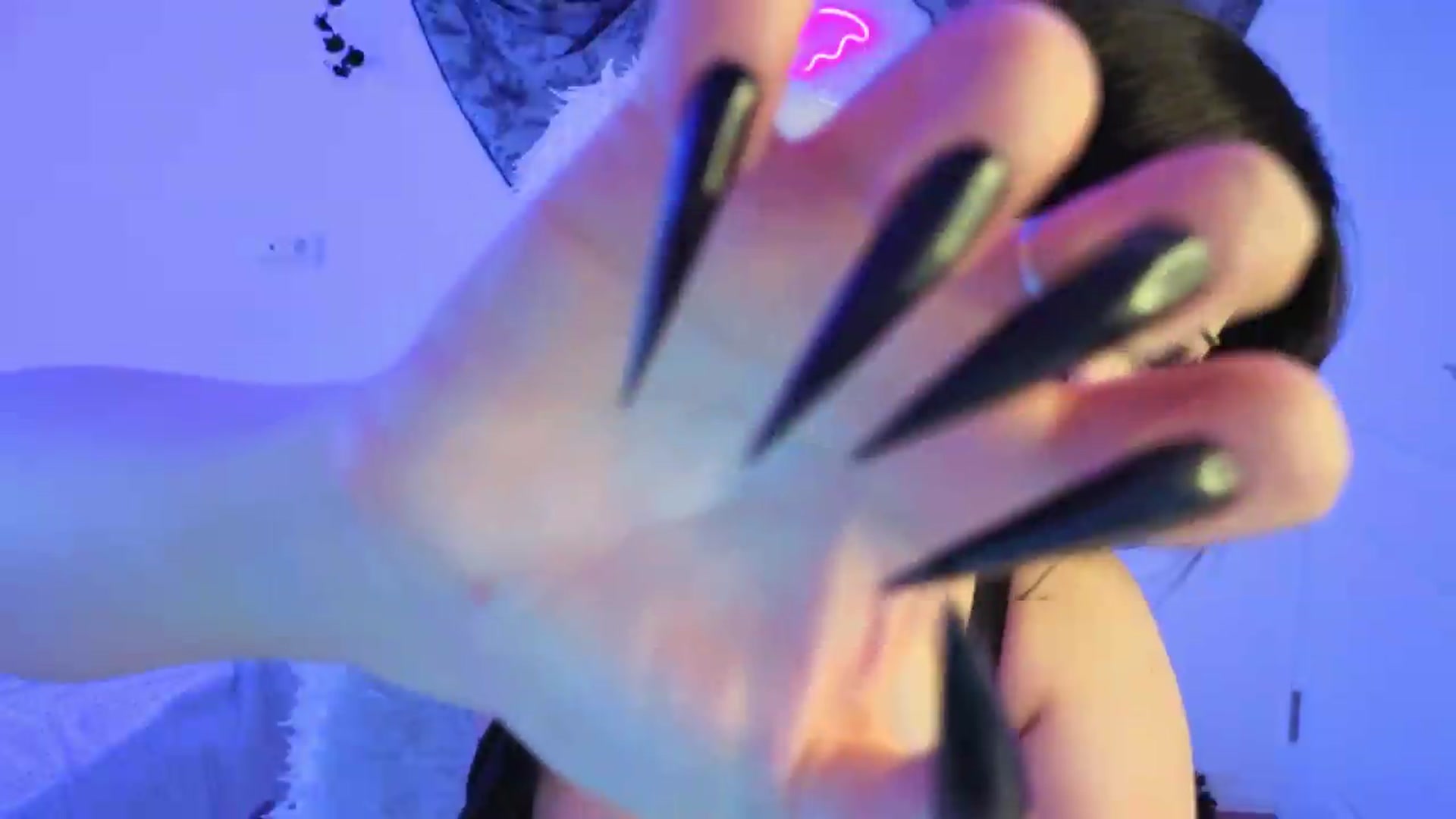 Gallery image thumbnail from LunaGothGirl's myfreecams stream on, 07/05/2026, 09:30 image 16 of 20