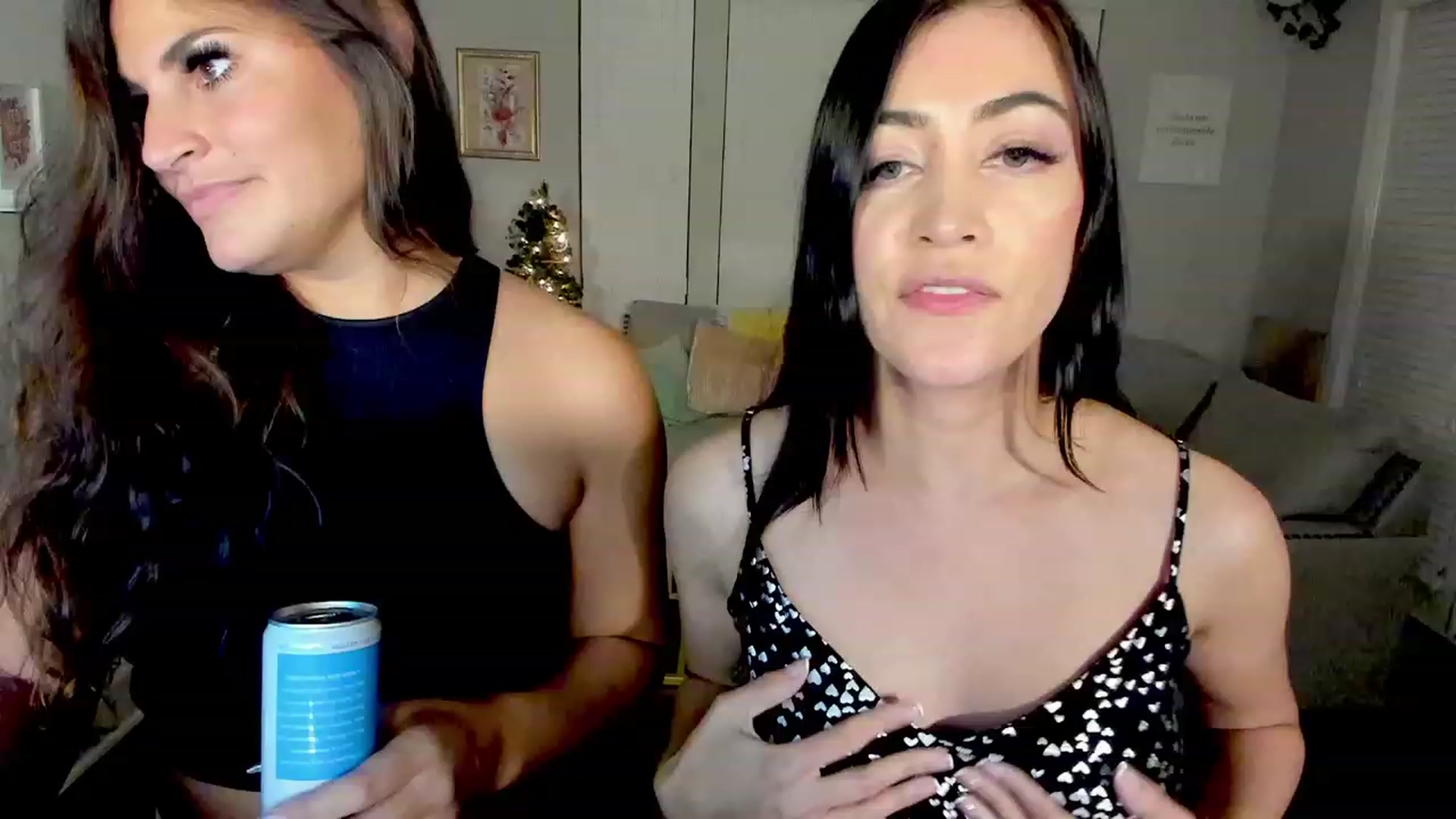 Gallery image thumbnail from LunaHayes's myfreecams stream on, 11/29/2022, 05:50 image 16 of 20