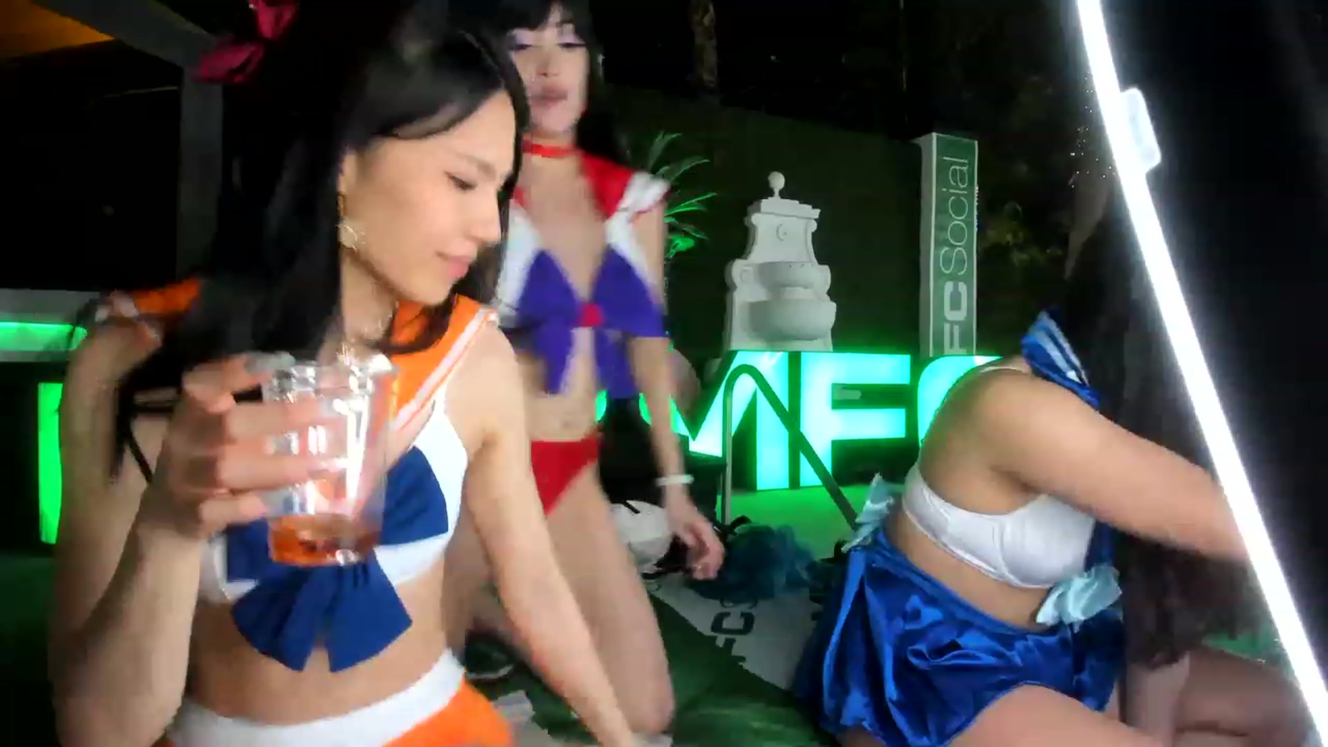 Gallery image thumbnail from LunaHayes's myfreecams stream on, 05/25/2023, 05:03 image 11 of 20