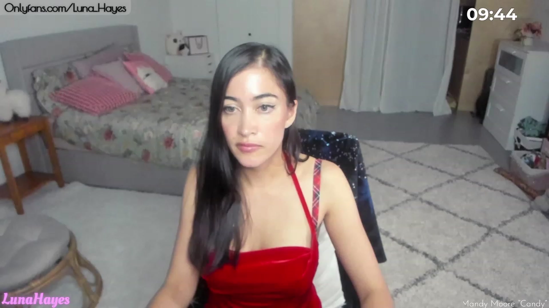 Gallery image thumbnail from LunaHayes's myfreecams stream on, 08/15/2023, 05:29 image 16 of 20