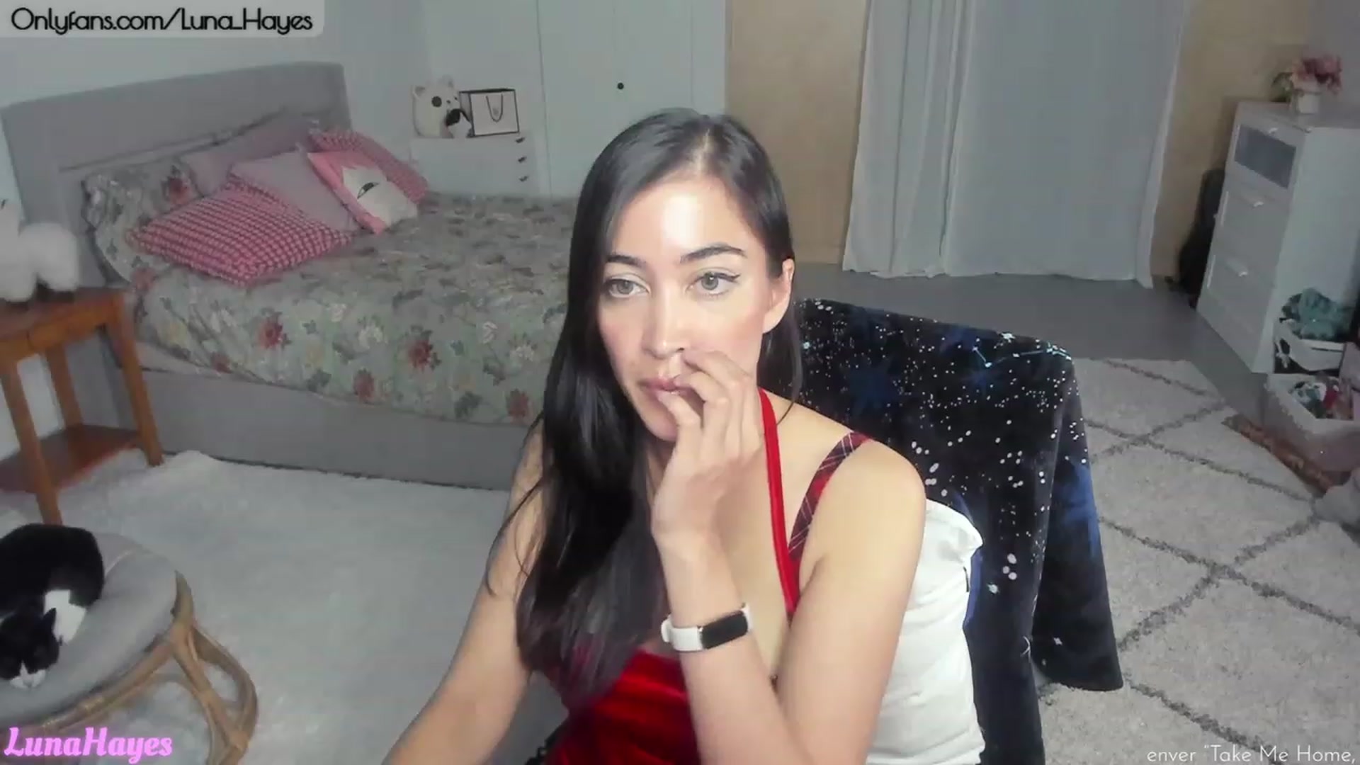 Gallery image thumbnail from LunaHayes's myfreecams stream on, 08/15/2023, 05:29 image 5 of 20