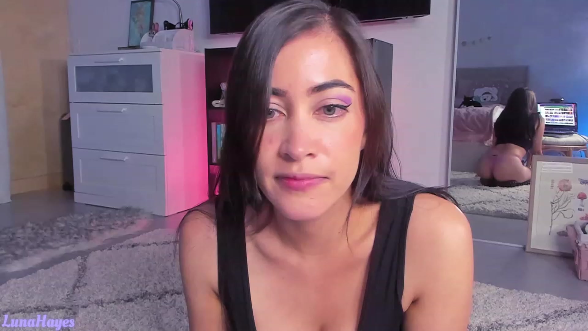Gallery image thumbnail from LunaHayes's myfreecams stream on, 09/21/2023, 03:17 image 3 of 20
