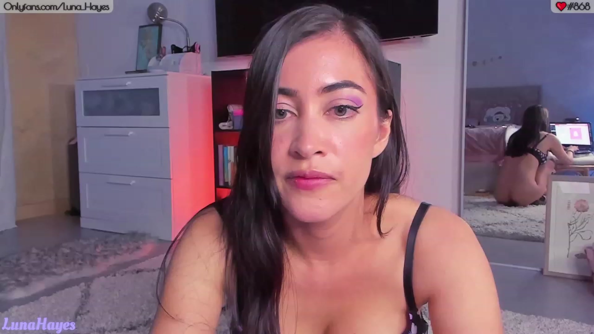 Gallery image thumbnail from LunaHayes's myfreecams stream on, 09/21/2023, 04:49 image 10 of 20