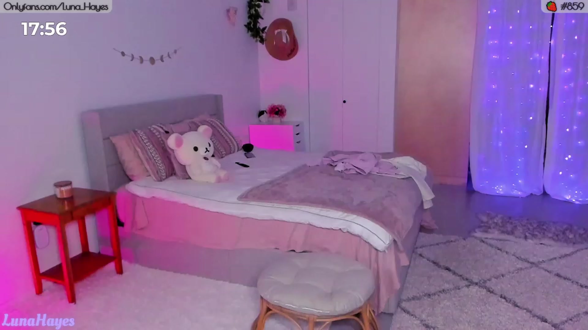 Gallery image thumbnail from LunaHayes's myfreecams stream on, 09/24/2023, 22:07 image 11 of 20