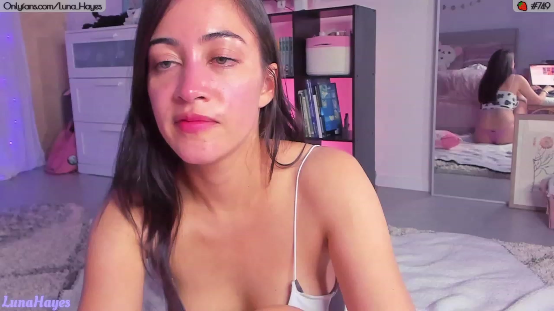 Gallery image thumbnail from LunaHayes's myfreecams stream on, 09/26/2023, 05:54 image 19 of 20