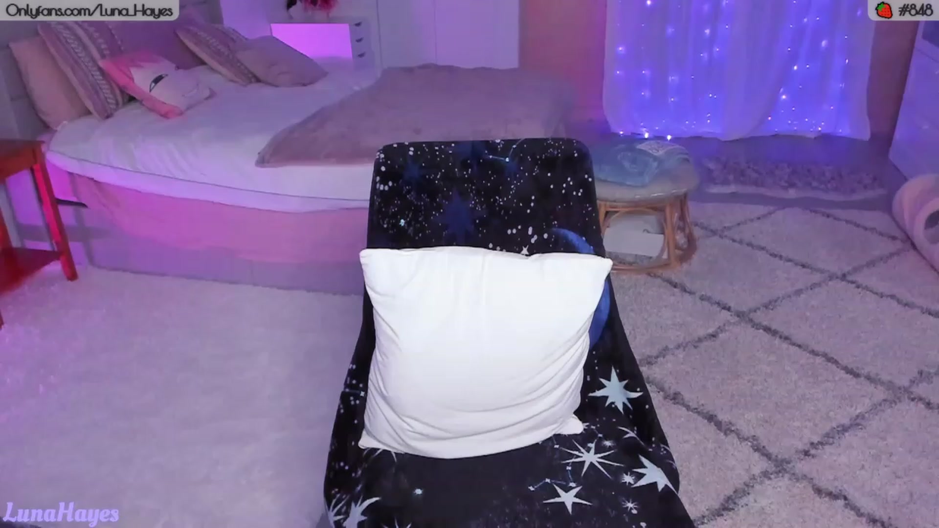 Gallery image thumbnail from LunaHayes's myfreecams stream on, 09/29/2023, 02:03 image 1 of 20