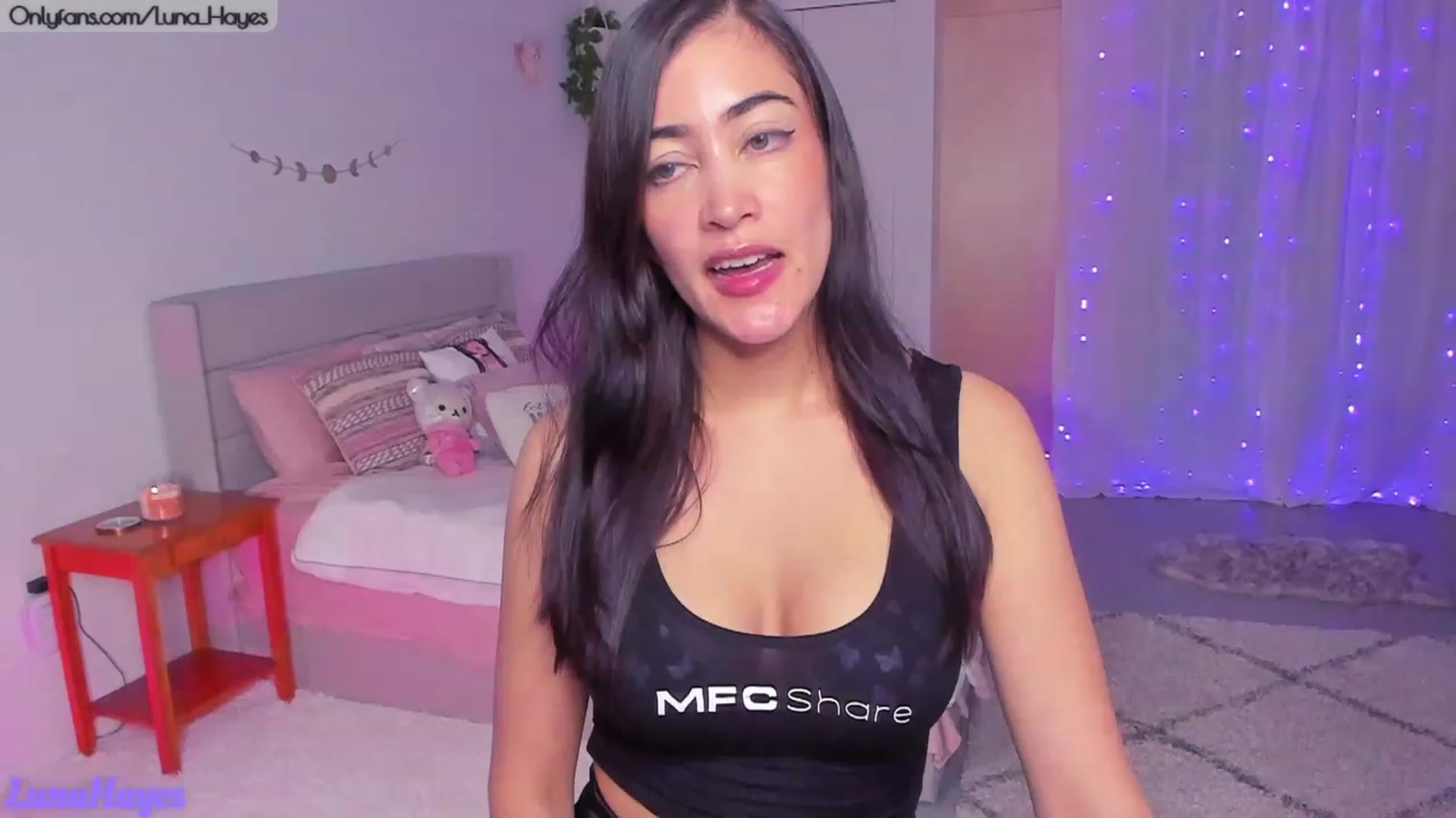 Gallery image thumbnail from LunaHayes's myfreecams stream on, 10/17/2023, 03:43 image 8 of 20