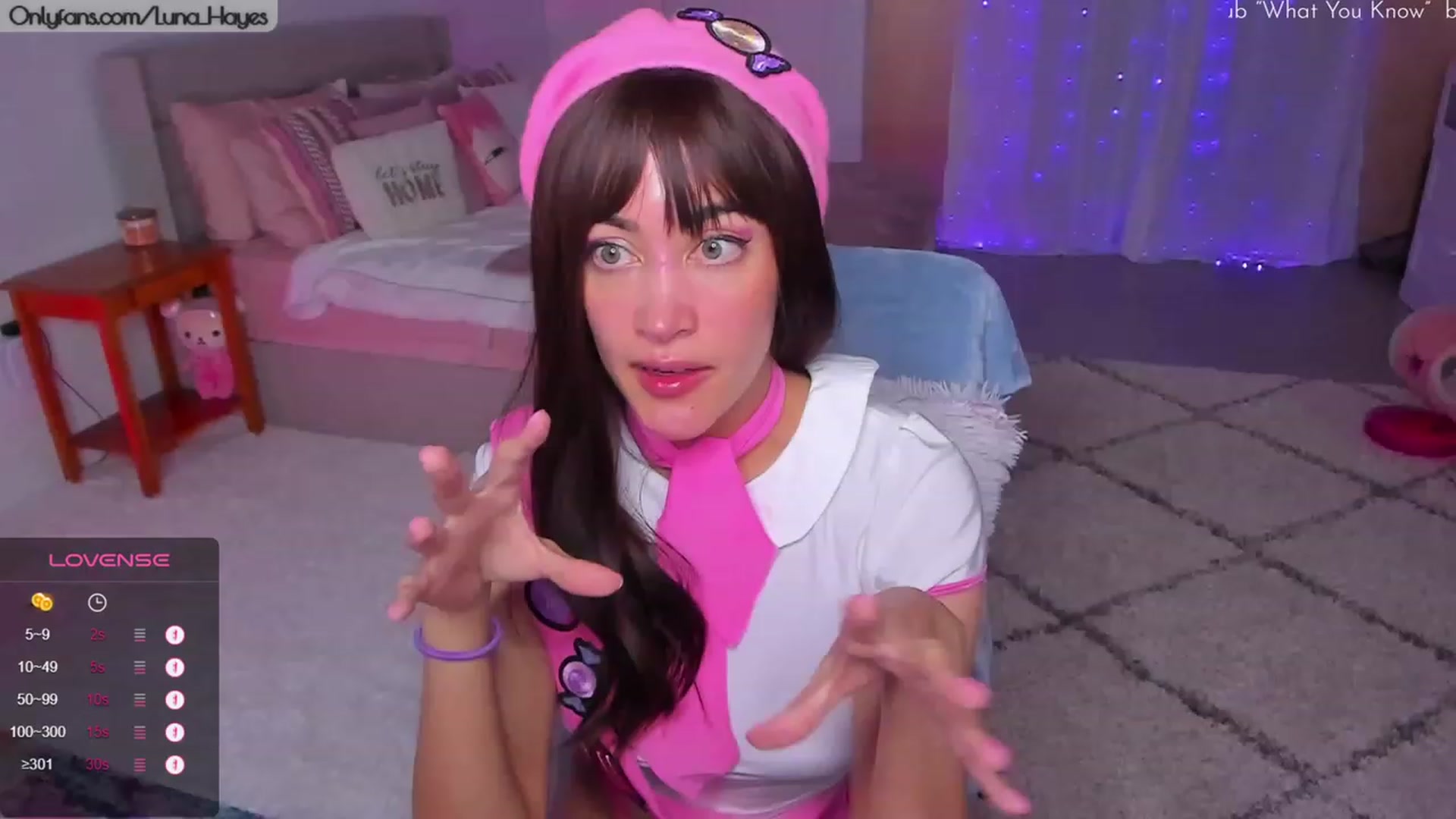 Gallery image thumbnail from LunaHayes's myfreecams stream on, 11/13/2023, 06:25 image 9 of 20
