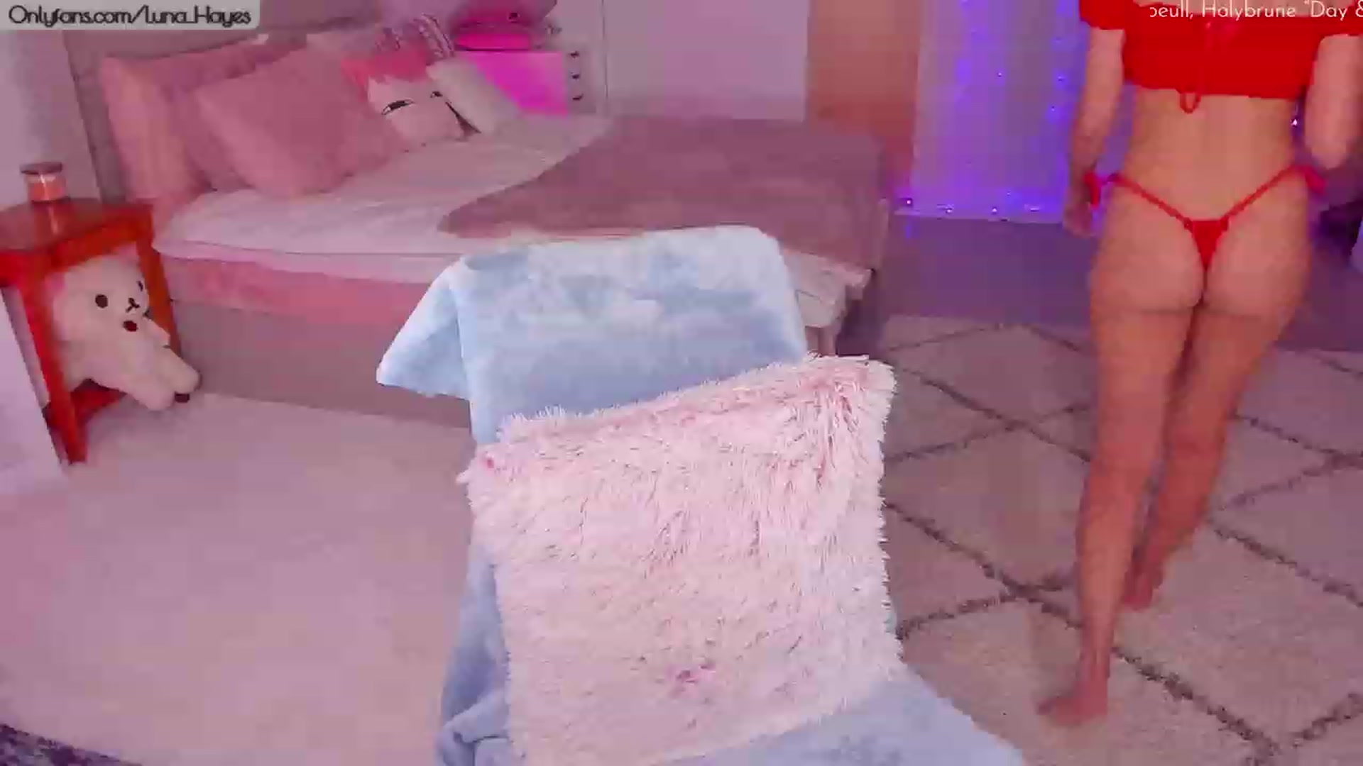 Gallery image thumbnail from LunaHayes's myfreecams stream on, 11/29/2023, 06:20 image 4 of 20