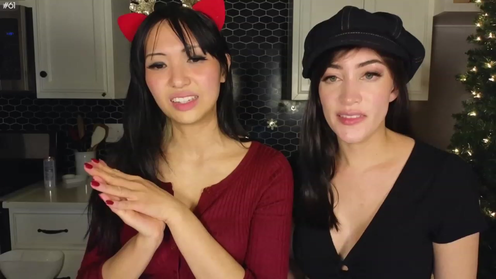 Gallery image thumbnail from LunaHayes's myfreecams stream on, 12/22/2023, 08:06 image 17 of 20