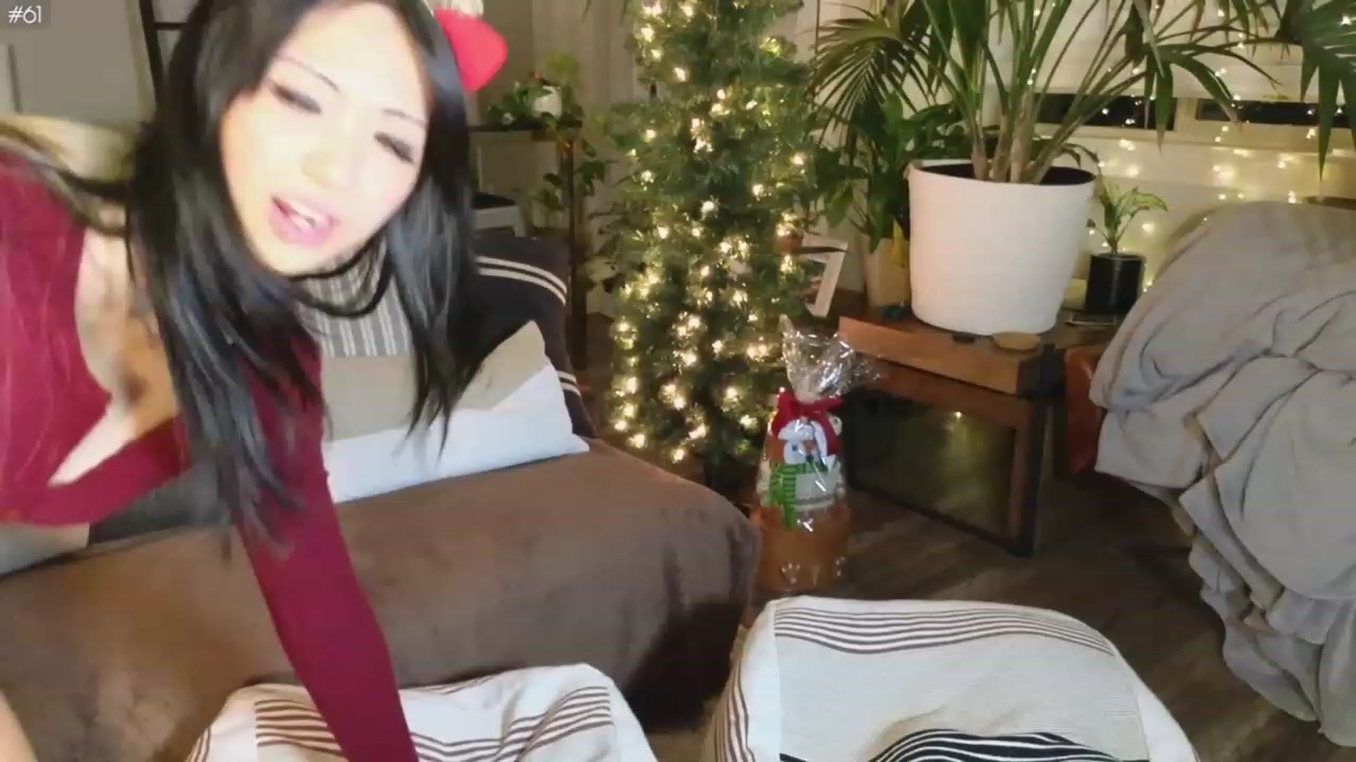 Gallery image thumbnail from LunaHayes's myfreecams stream on, 12/22/2023, 08:31 image 4 of 20