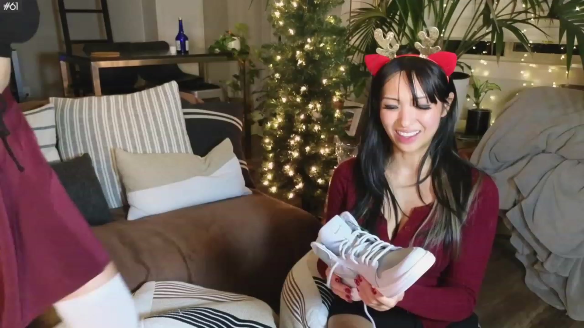 Gallery image thumbnail from LunaHayes's myfreecams stream on, 12/22/2023, 08:31 image 5 of 20