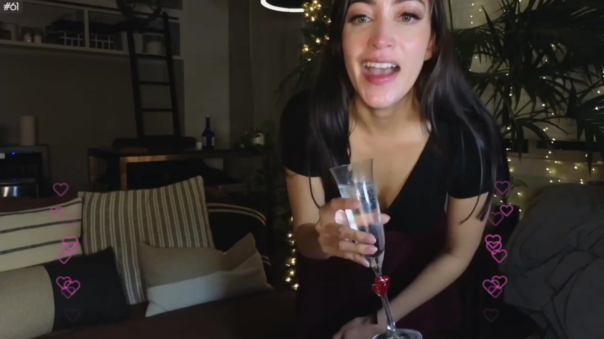 Gallery image thumbnail from LunaHayes's myfreecams stream on, 12/22/2023, 08:31 image 2 of 20