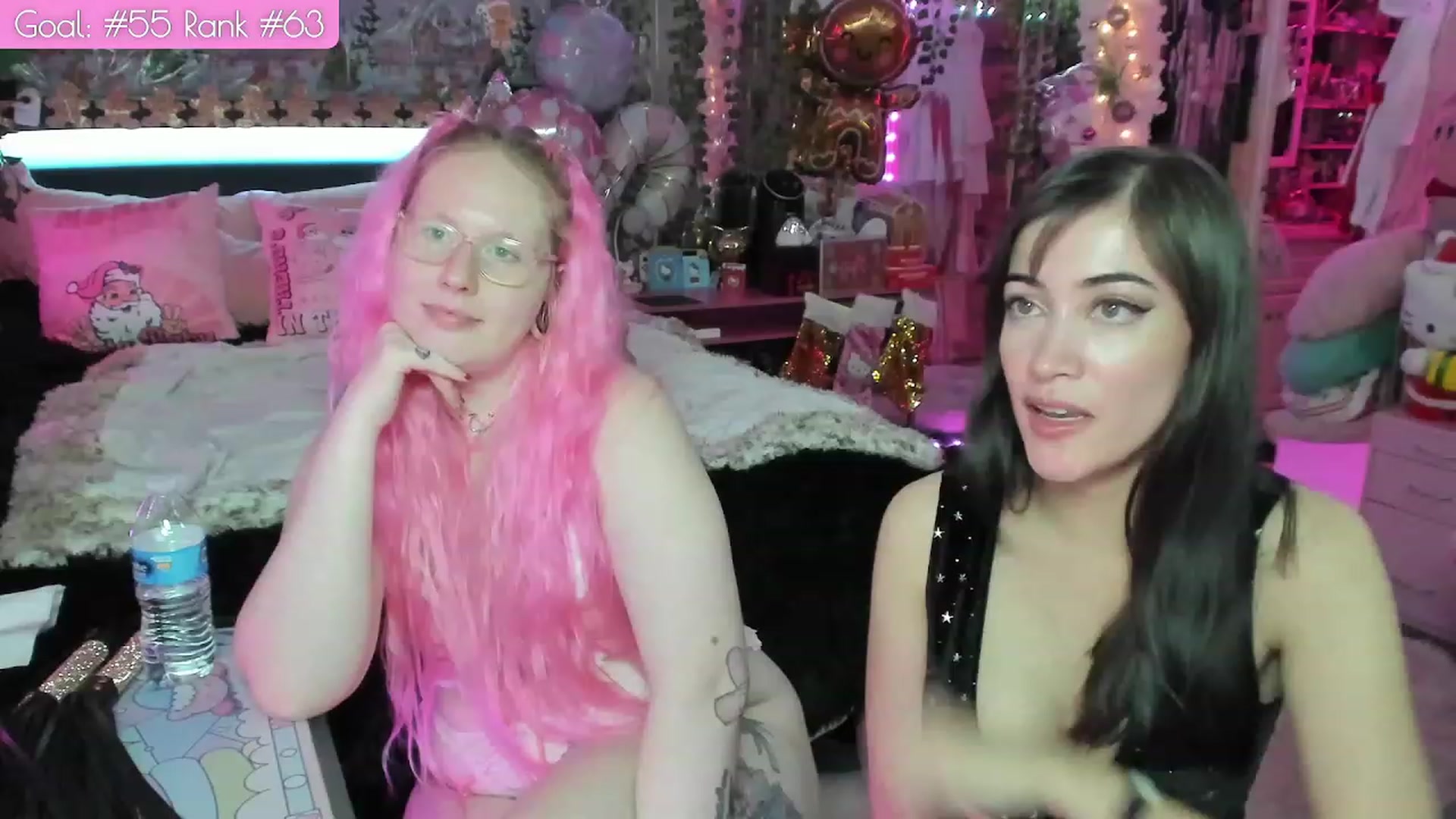 Gallery image thumbnail from LunaHayes's myfreecams stream on, 12/27/2023, 06:56 image 10 of 20