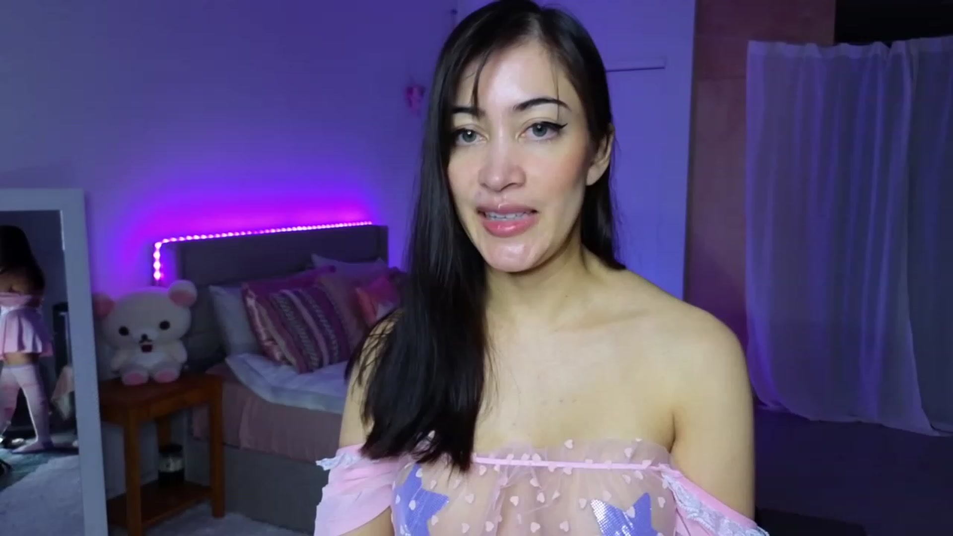 Gallery image thumbnail from LunaHayes's myfreecams stream on, 01/18/2024, 06:24 image 12 of 20
