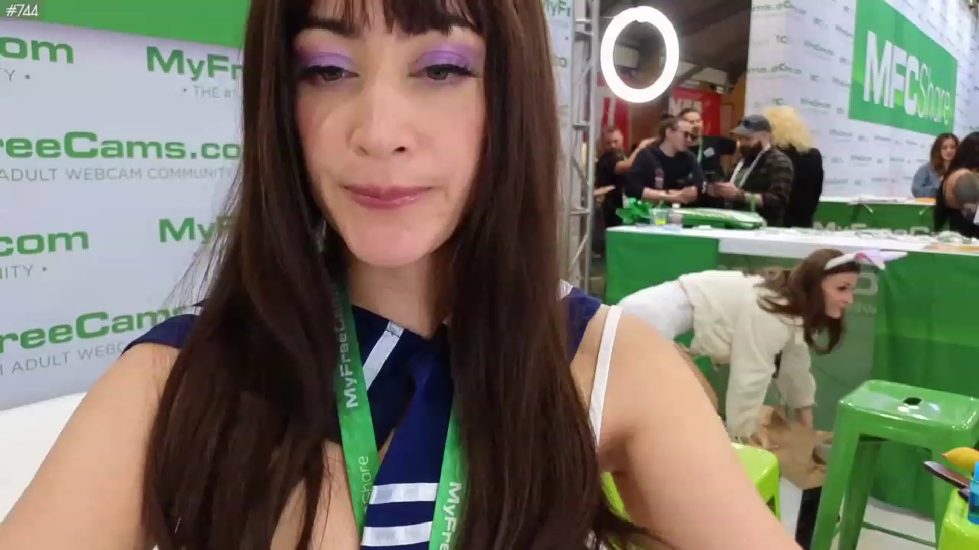 Gallery image thumbnail from LunaHayes's myfreecams stream on, 01/25/2024, 01:40 image 18 of 20