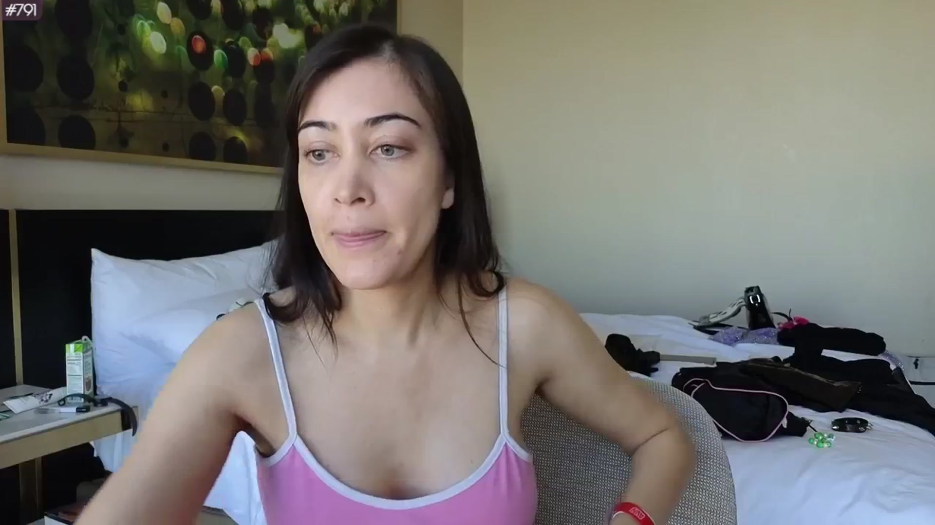 Gallery image thumbnail from LunaHayes's myfreecams stream on, 01/26/2024, 22:58 image 4 of 20