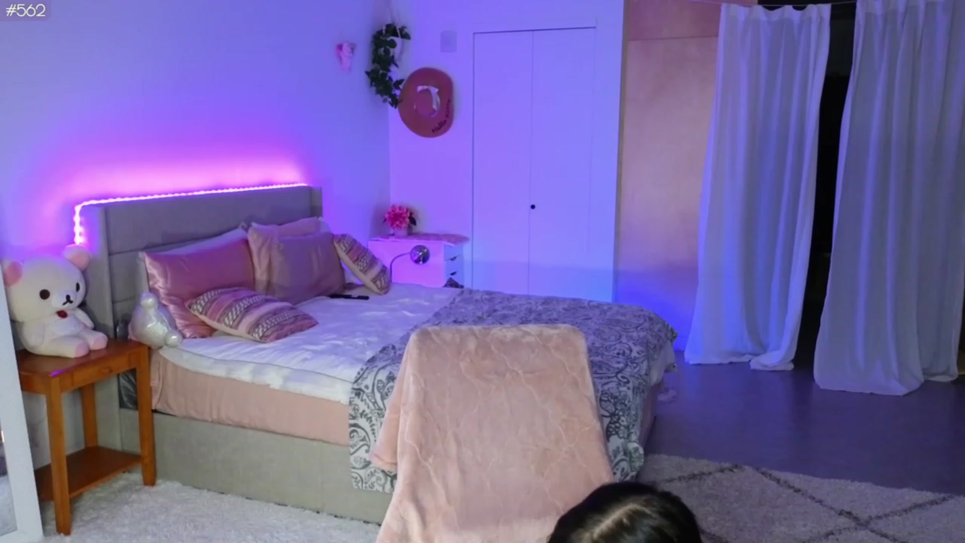 Gallery image thumbnail from LunaHayes's myfreecams stream on, 02/04/2024, 08:19 image 14 of 20