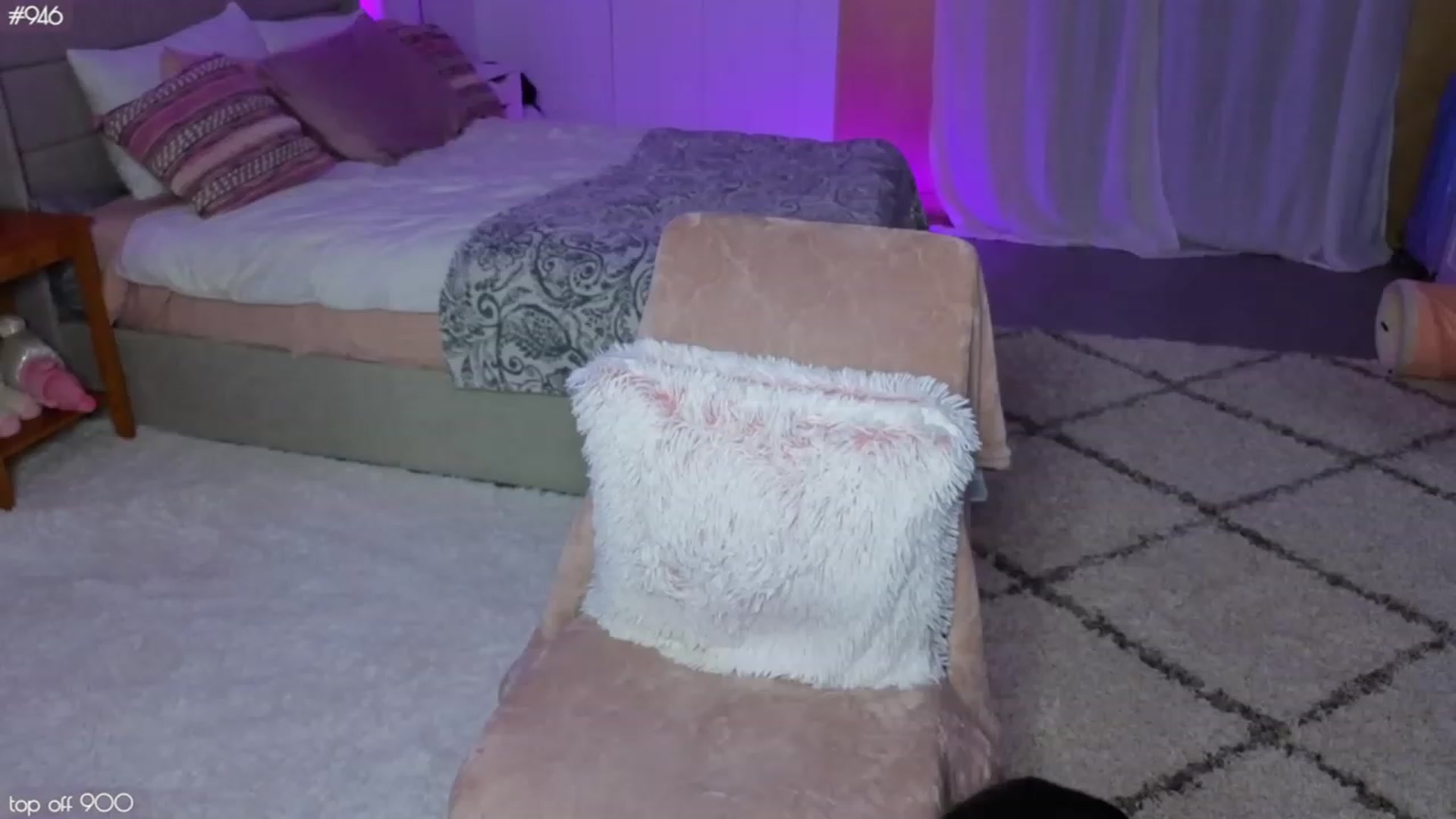 Gallery image thumbnail from LunaHayes's myfreecams stream on, 02/17/2024, 05:02 image 10 of 20