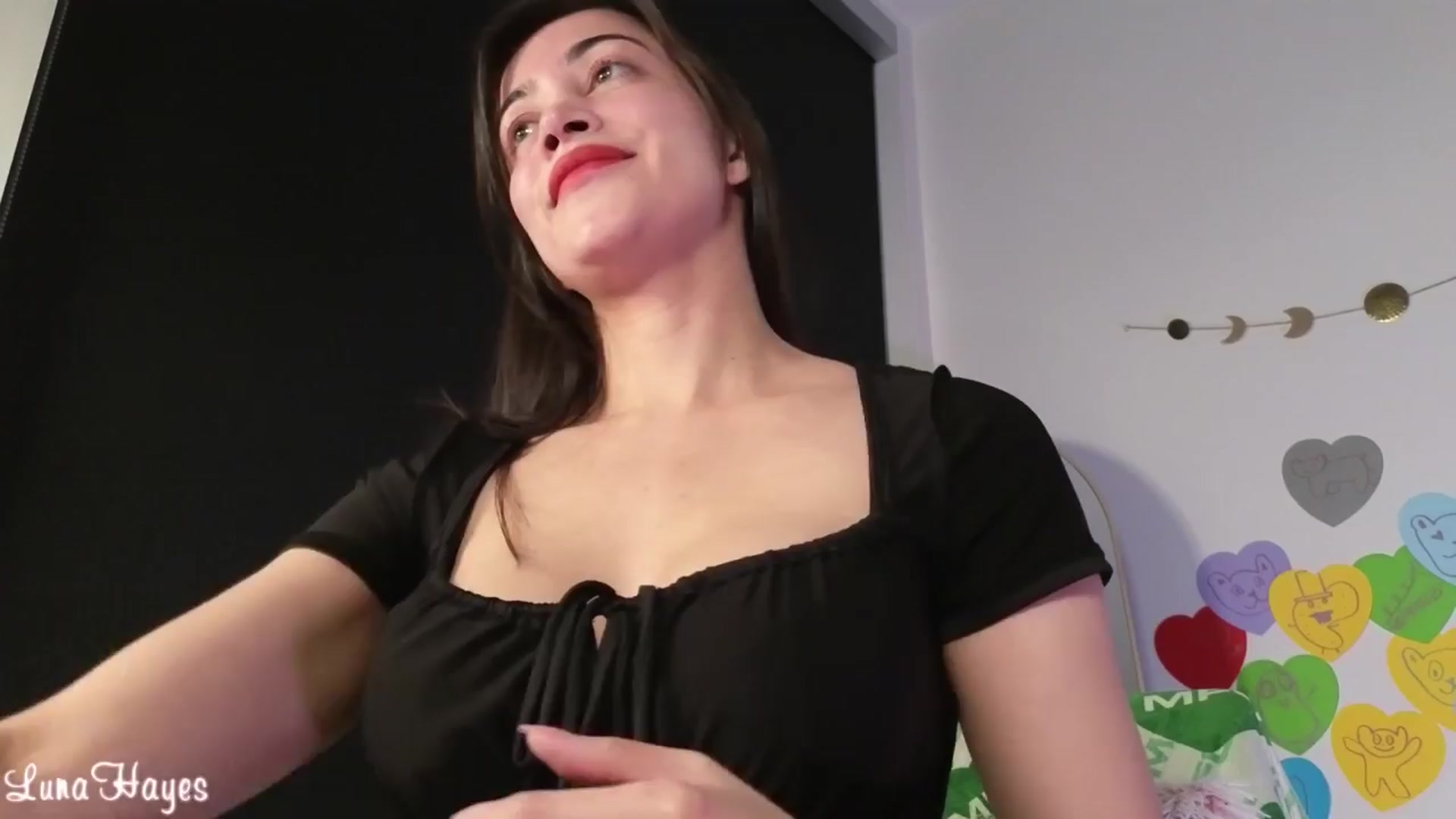 Gallery image thumbnail from LunaHayes's myfreecams stream on, 03/31/2024, 06:29 image 6 of 20