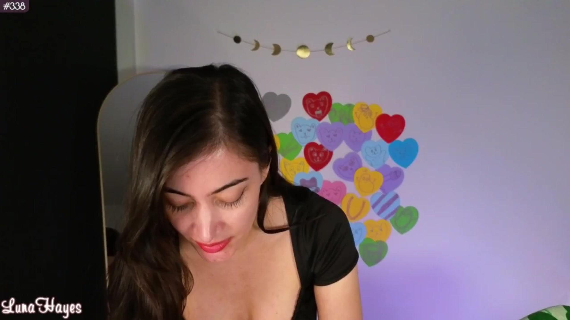Gallery image thumbnail from LunaHayes's myfreecams stream on, 04/03/2024, 05:12 image 6 of 20