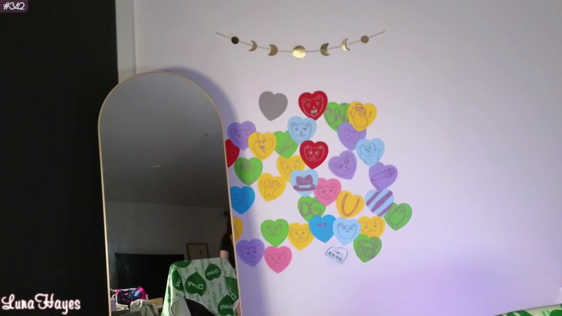 Gallery image thumbnail from LunaHayes's myfreecams stream on, 04/03/2024, 05:12 image 5 of 20