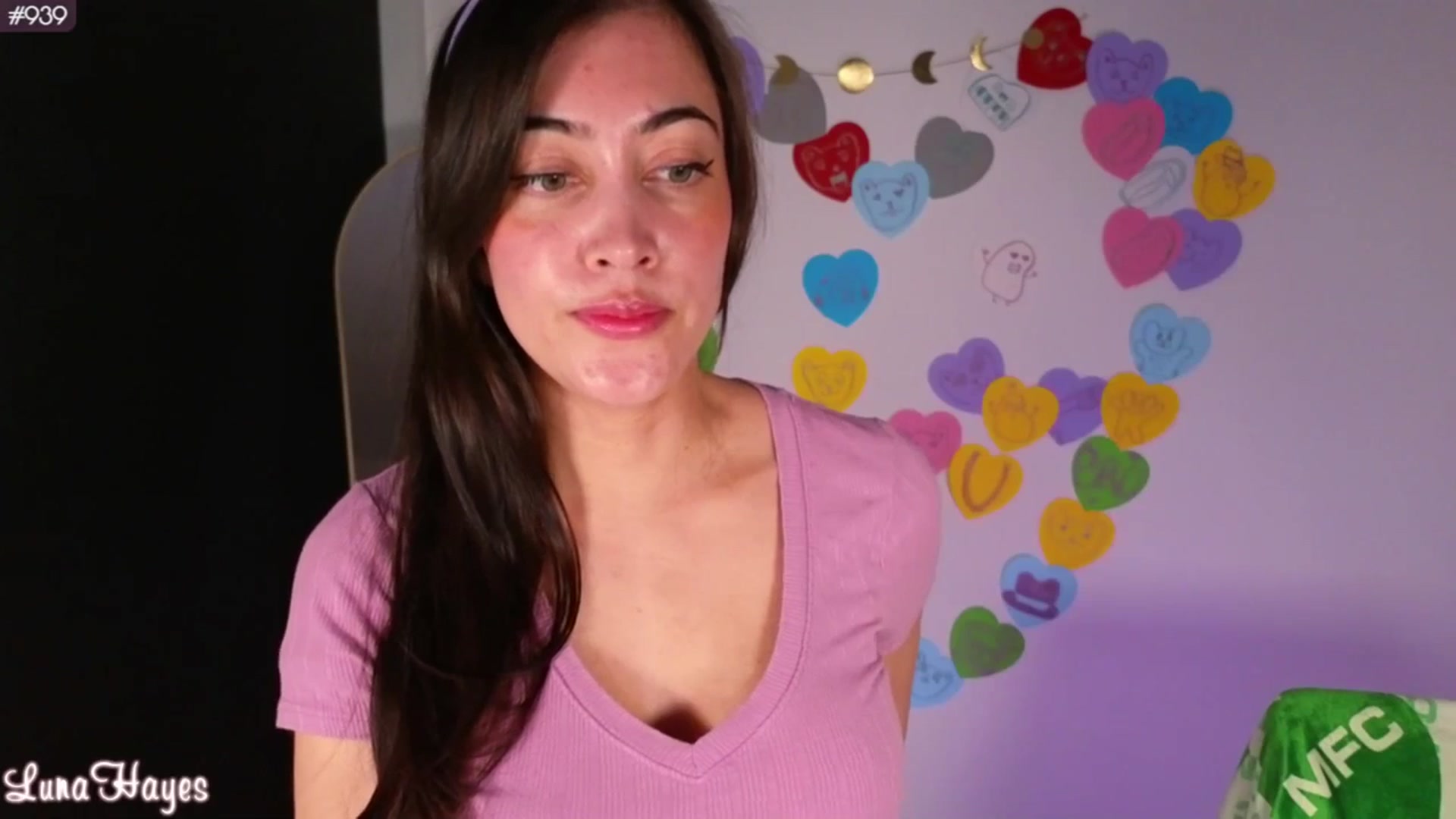Gallery image thumbnail from LunaHayes's myfreecams stream on, 04/07/2024, 03:54 image 2 of 20