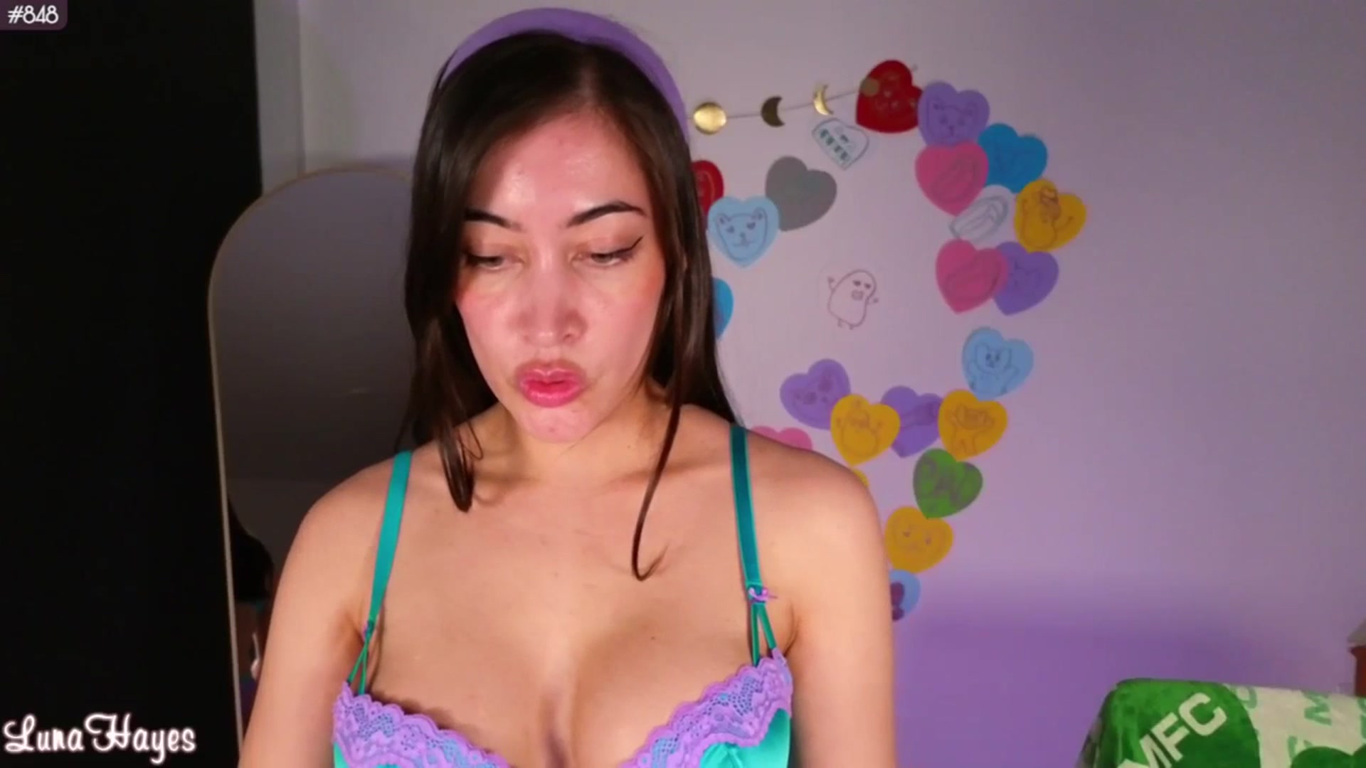 Gallery image thumbnail from LunaHayes's myfreecams stream on, 04/07/2024, 03:54 image 4 of 20