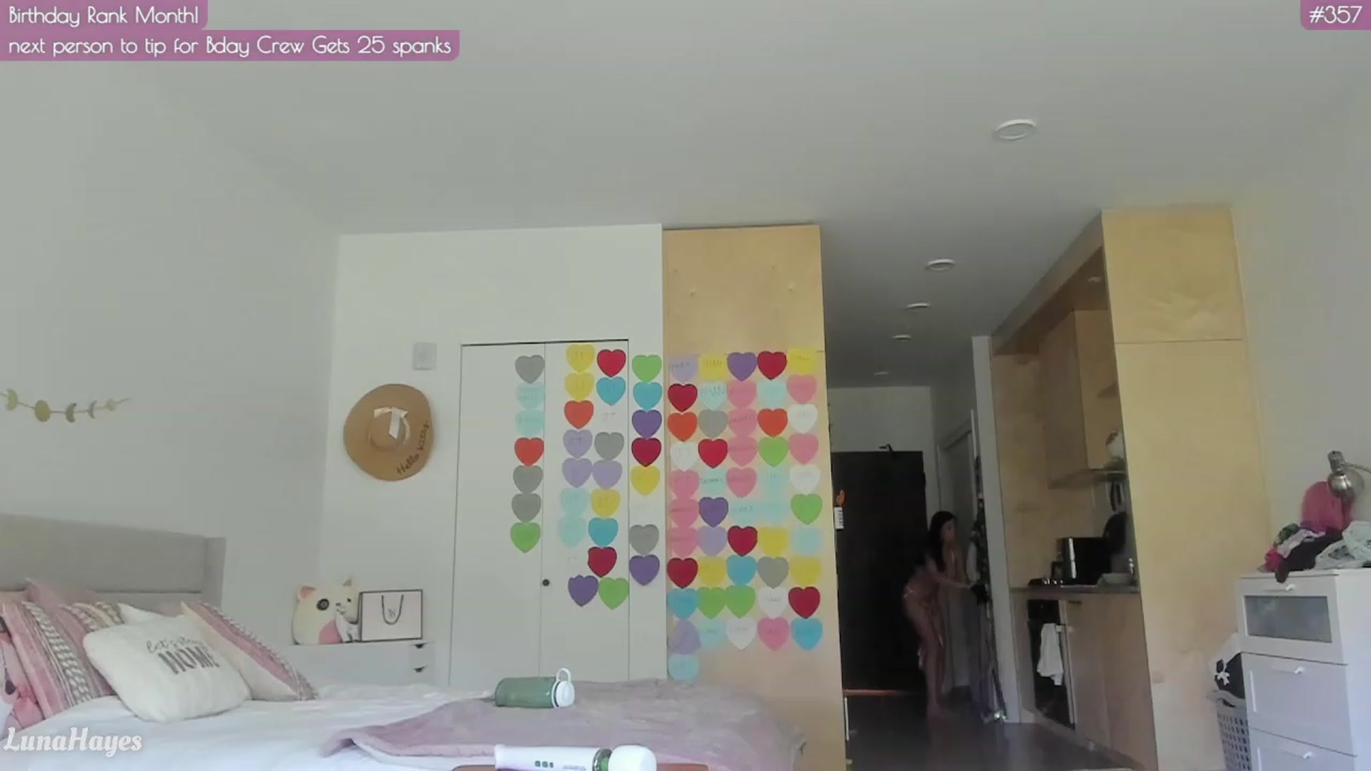 Gallery image thumbnail from LunaHayesBday's myfreecams stream on, 06/10/2023, 22:24 image 10 of 20