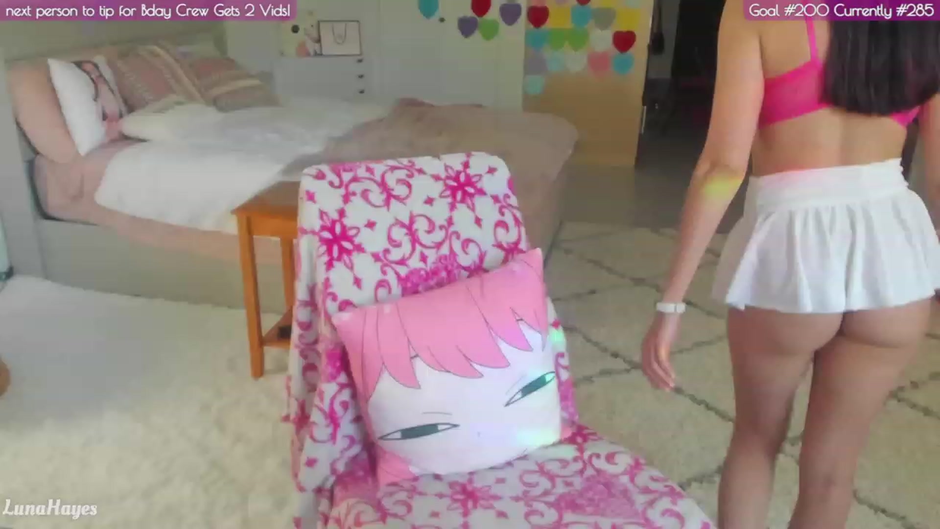 Gallery image thumbnail from LunaHayesBday's myfreecams stream on, 06/14/2023, 03:38 image 7 of 20