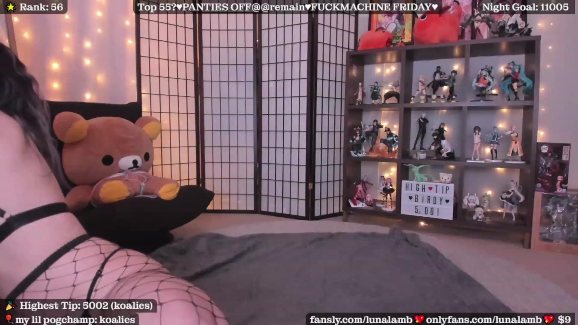Gallery image thumbnail from LunaLamb's myfreecams stream on, 11/19/2022, 05:46 image 3 of 20
