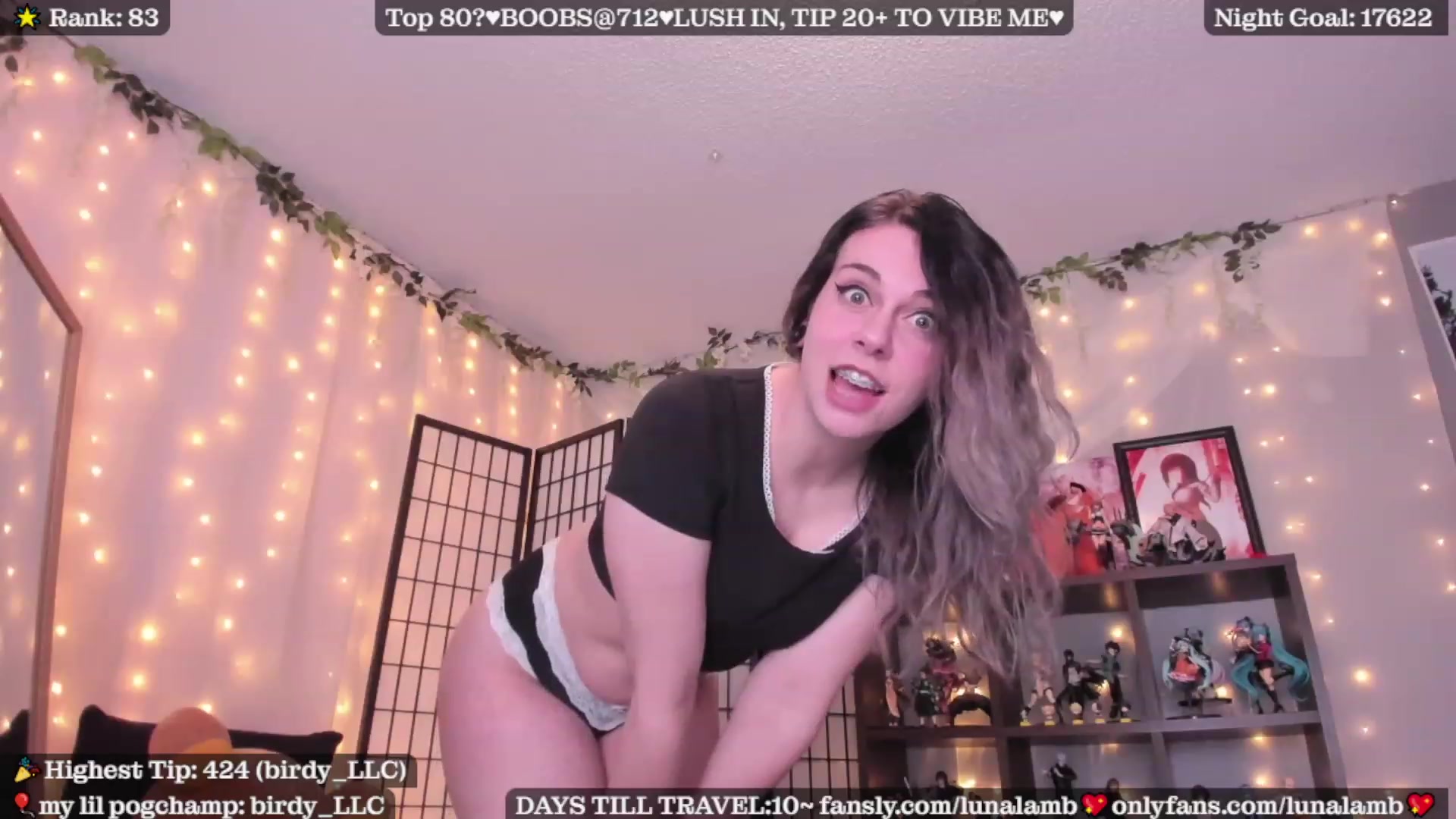 Gallery image thumbnail from LunaLamb's myfreecams stream on, 12/11/2022, 06:09 image 8 of 20
