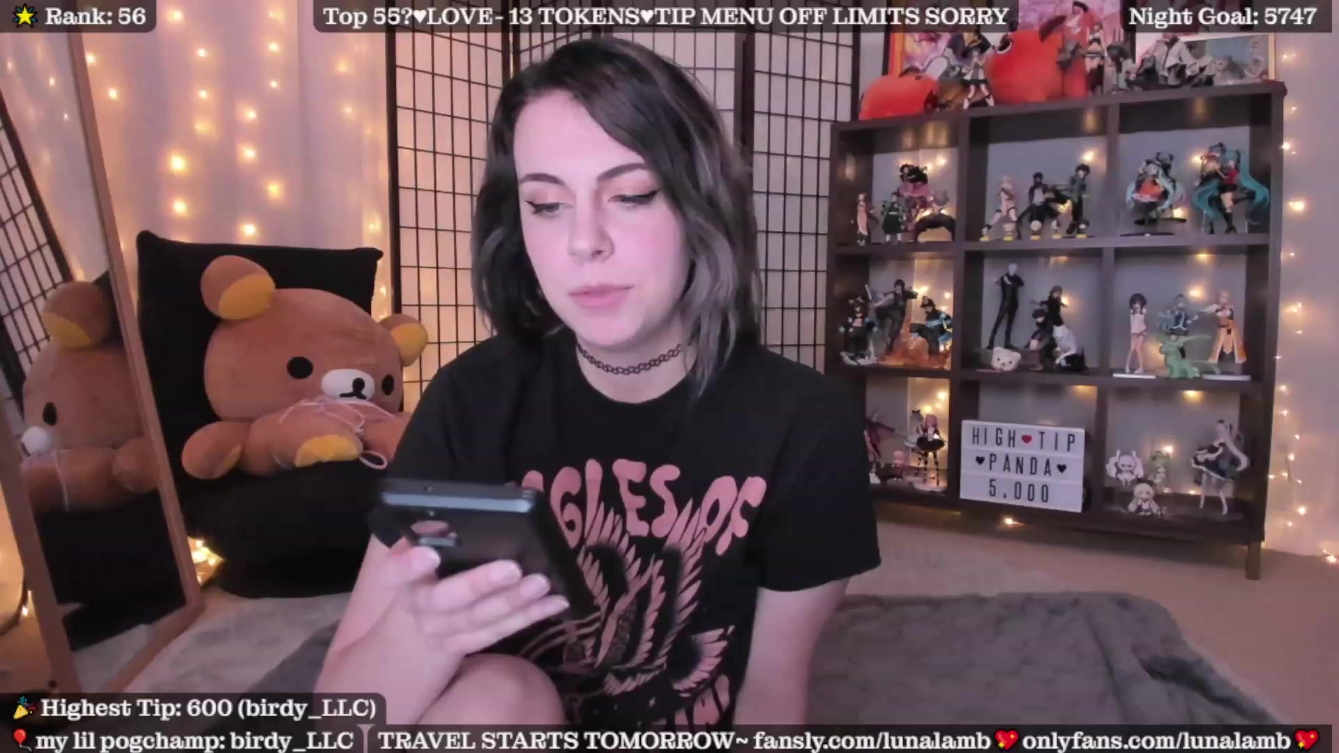 Gallery image thumbnail from LunaLamb's myfreecams stream on, 12/20/2022, 04:50 image 15 of 20