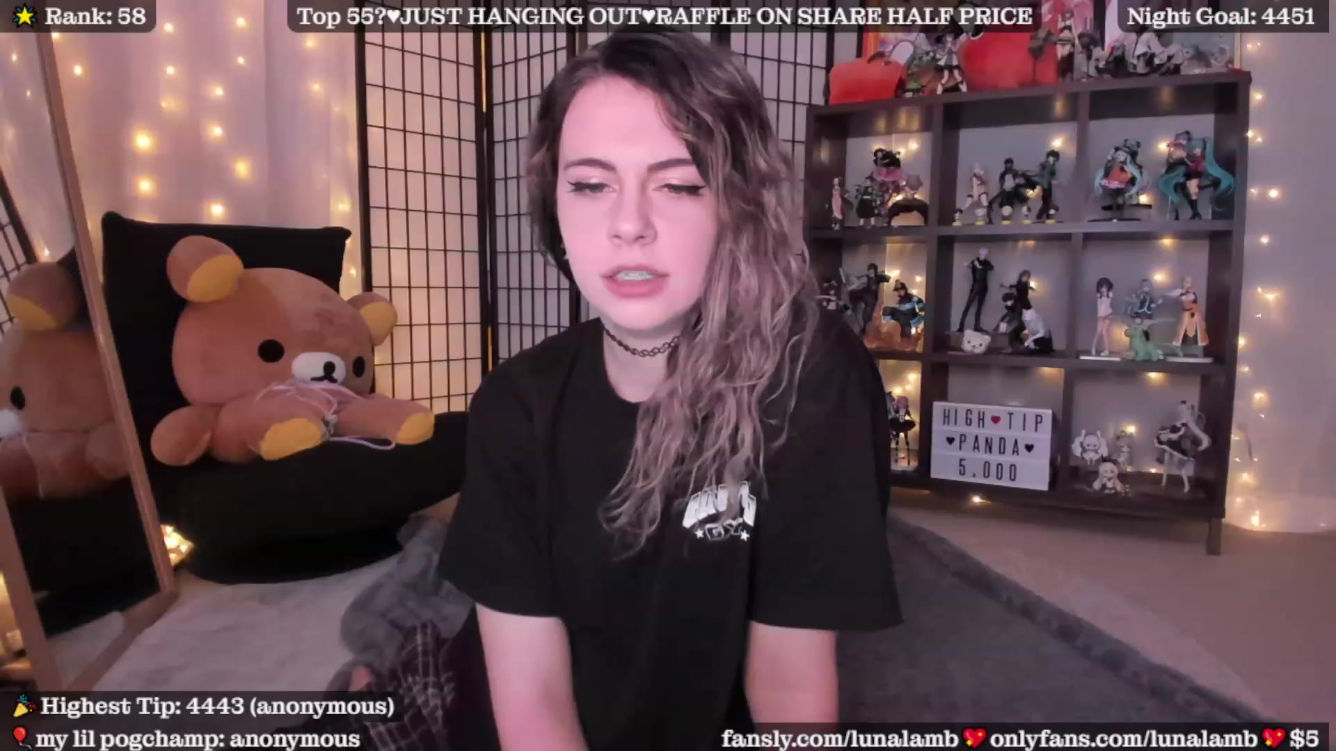 Gallery image thumbnail from LunaLamb's myfreecams stream on, 01/23/2023, 04:42 image 9 of 20