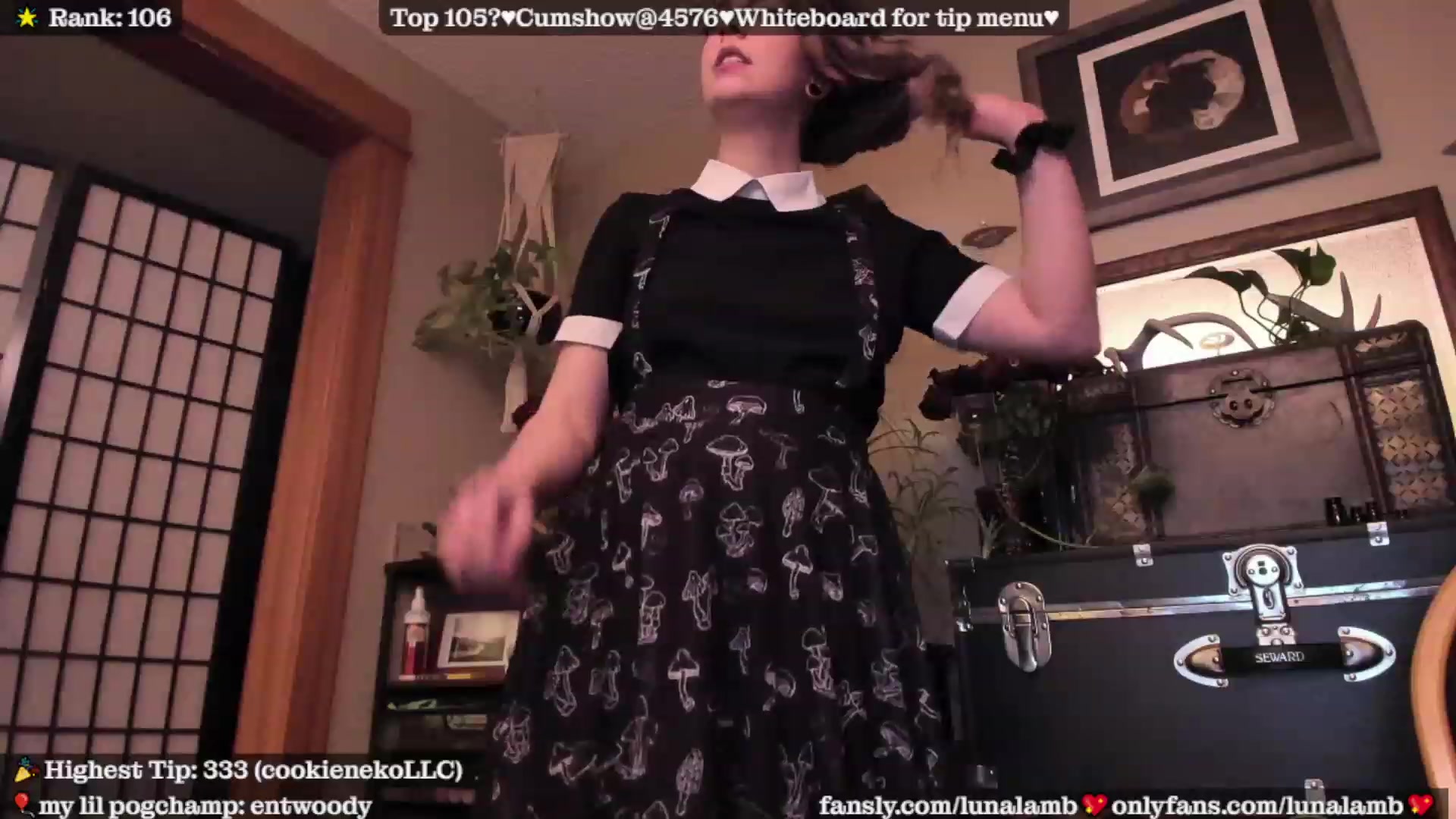 Gallery image thumbnail from LunaLamb's myfreecams stream on, 03/28/2023, 02:53 image 20 of 20